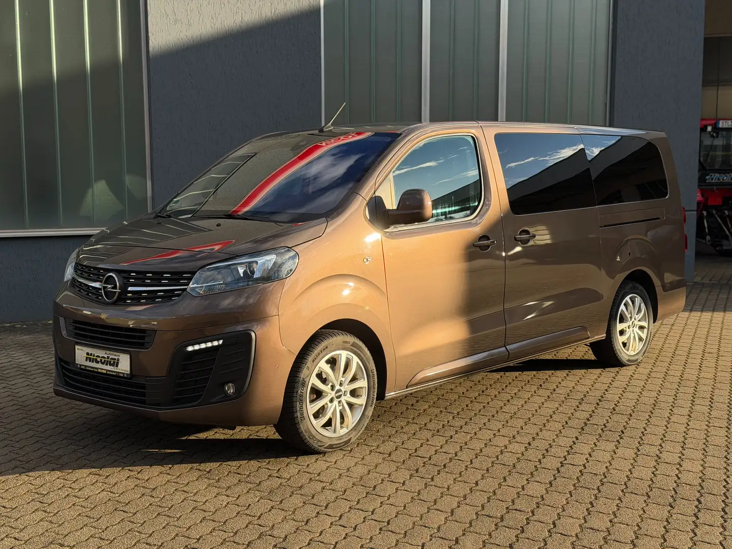 Opel Zafira Life Edition L (L3), *AHZV*NAVI*RFK*CarPlay* 8-Sitzer Brun - 1