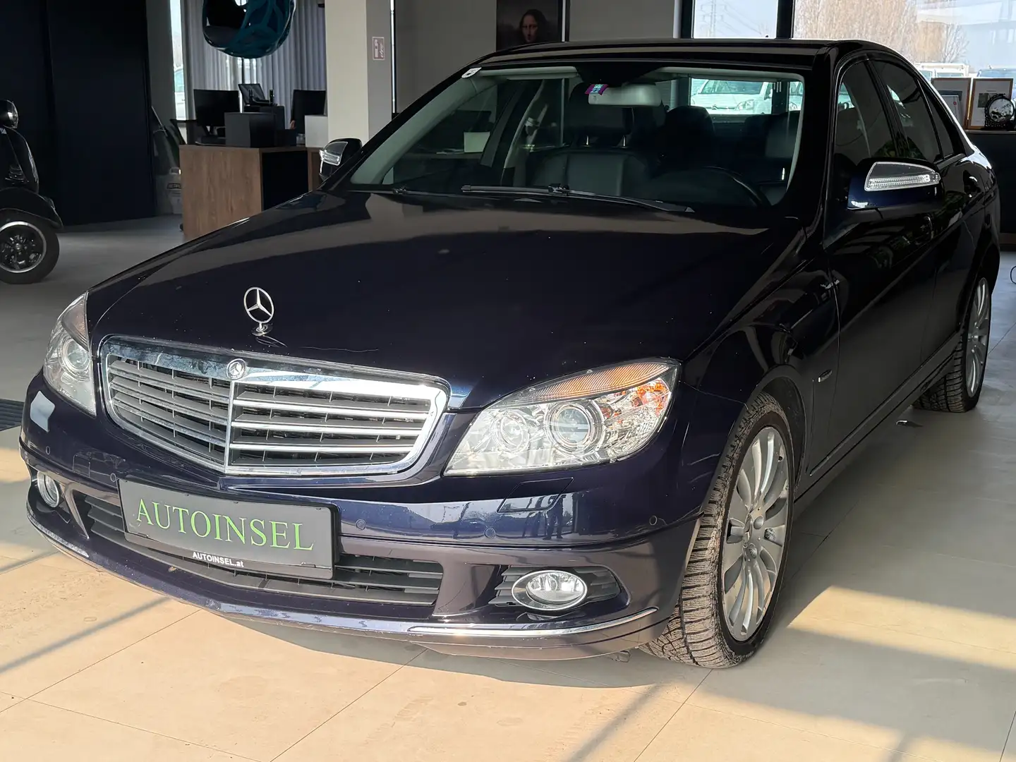 Mercedes-Benz C 350 Lim. AUT. 4Matic Blau - 1