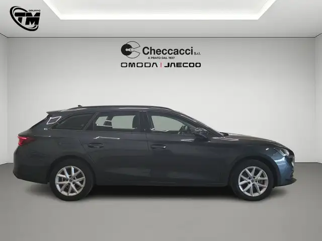 Seat Leon view 9