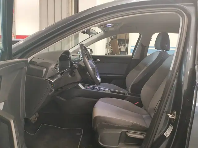Seat Leon view 13