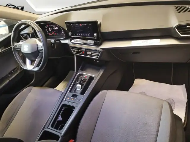 Seat Leon view 16