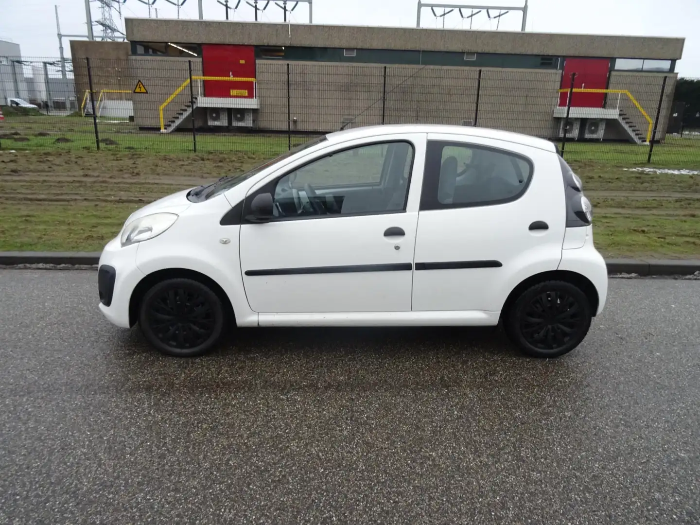 Citroen C1 1.0 Attraction Weiß - 2