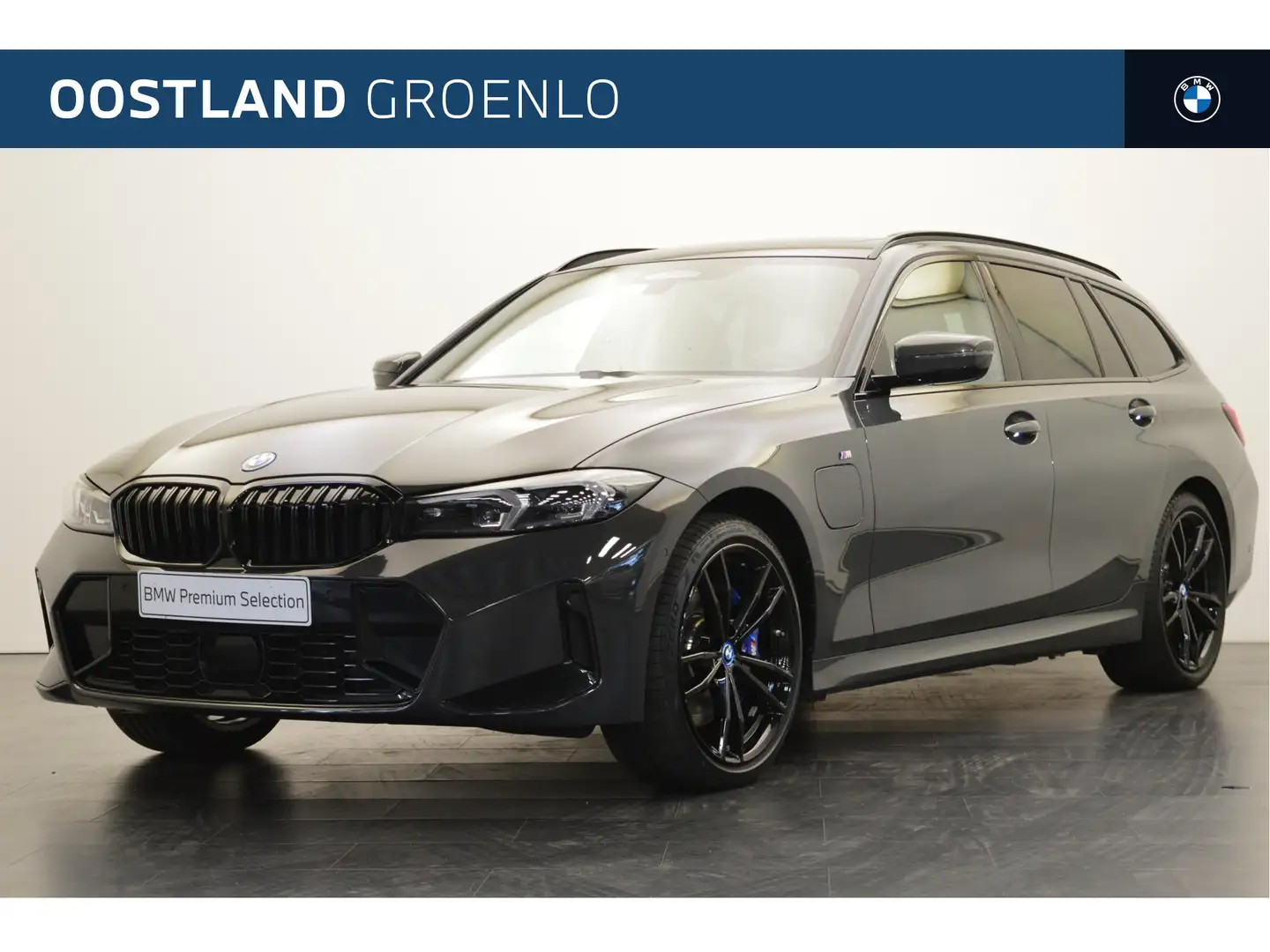 BMW 330 3 Serie Touring 330e xDrive High Executive M Sport Grijs - 1