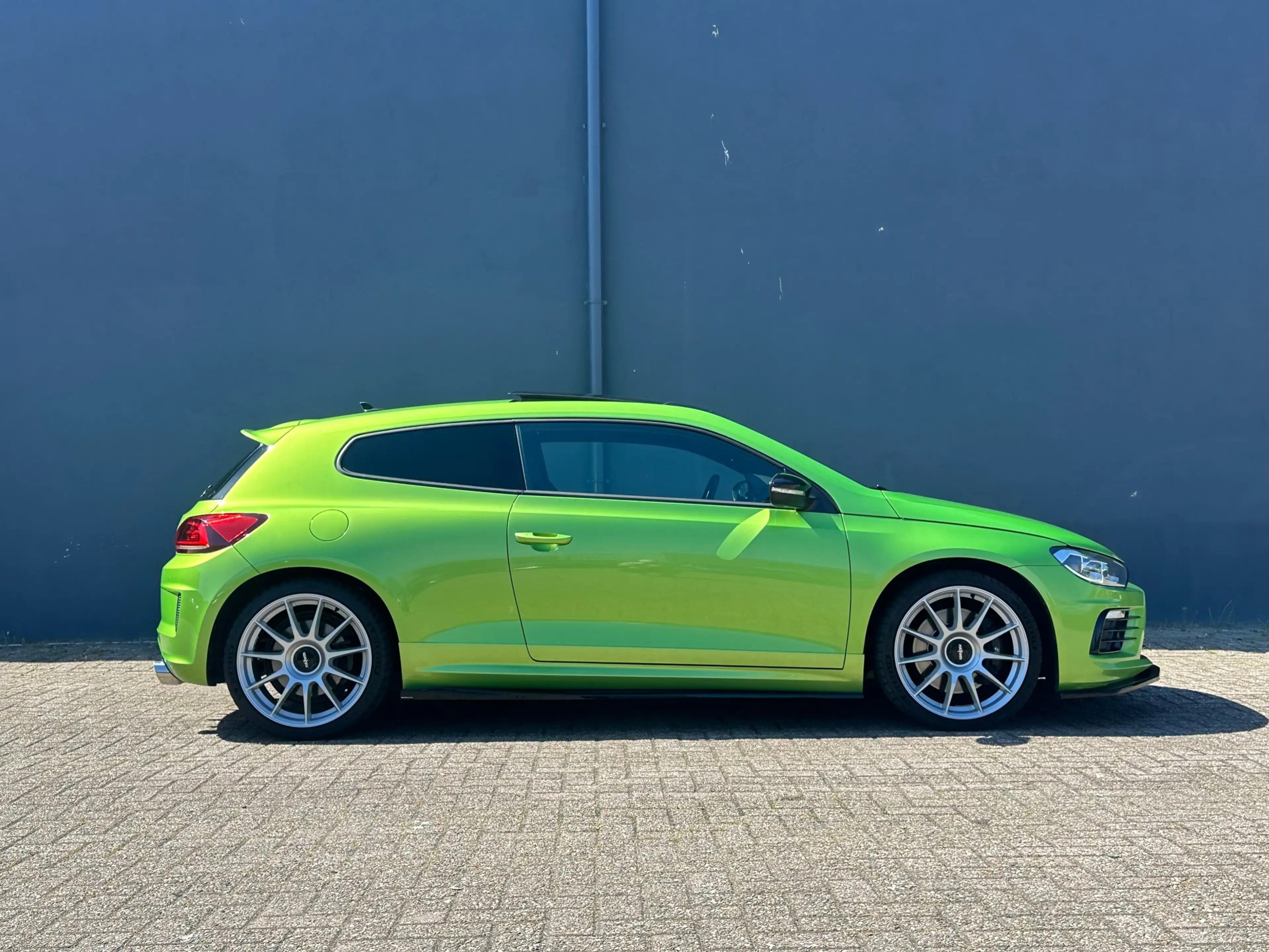 Volkswagen Scirocco 2.0 TSI R - 6R Kuipstoelen — photo 6