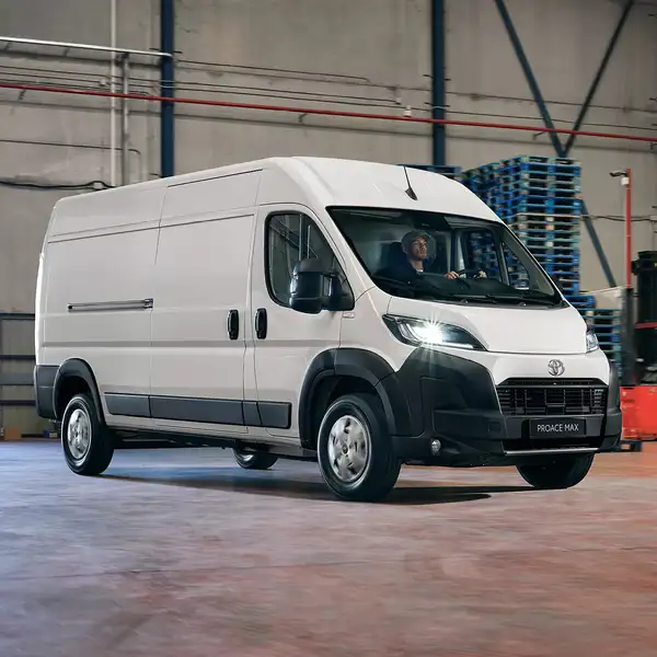 TOYOTA Proace