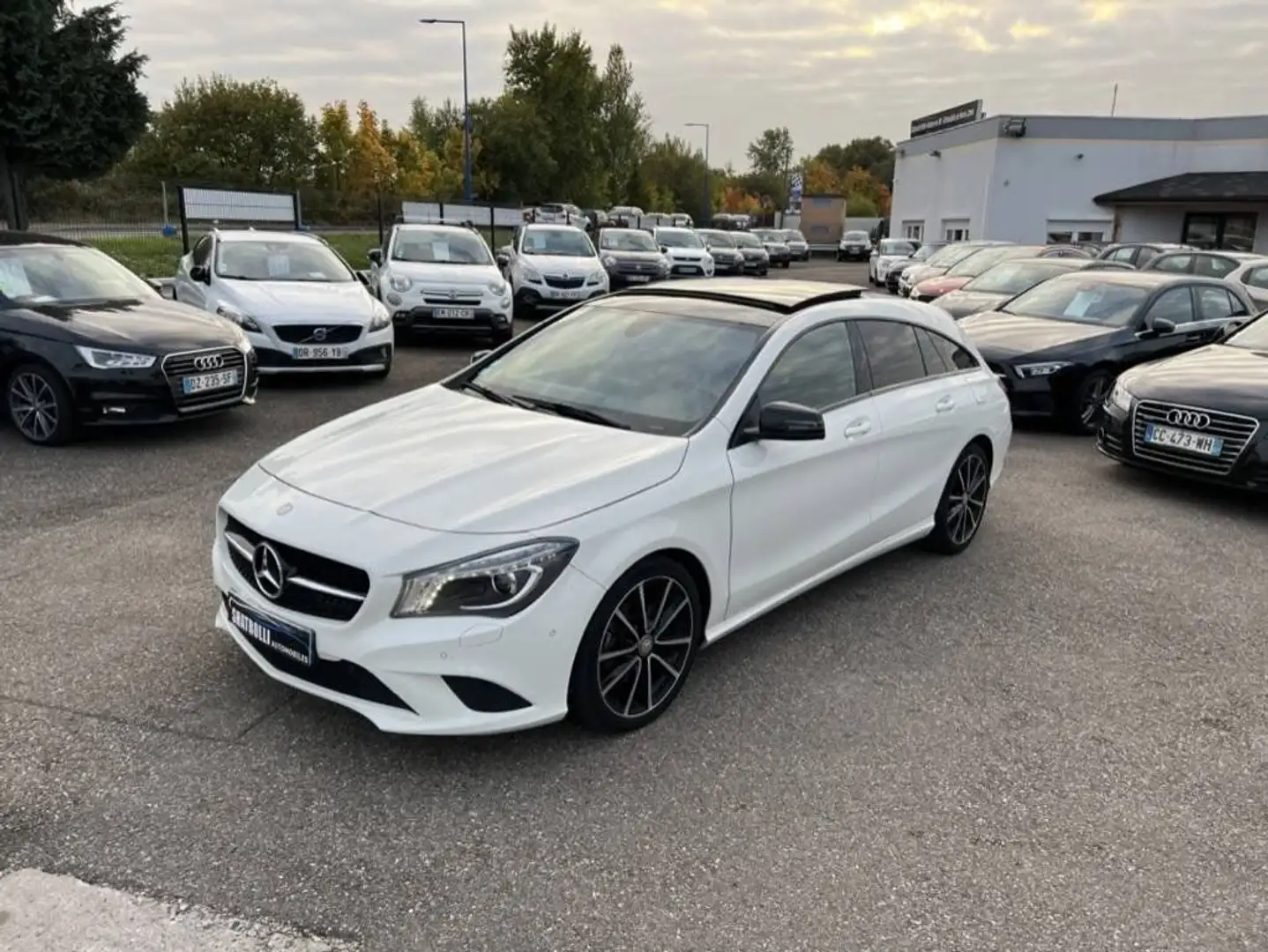 Mercedes-Benz CLA 220 220d 2.2 CDI 177cv 7G-DCT BoîteAuto Camera GPS Toi Biały - 1