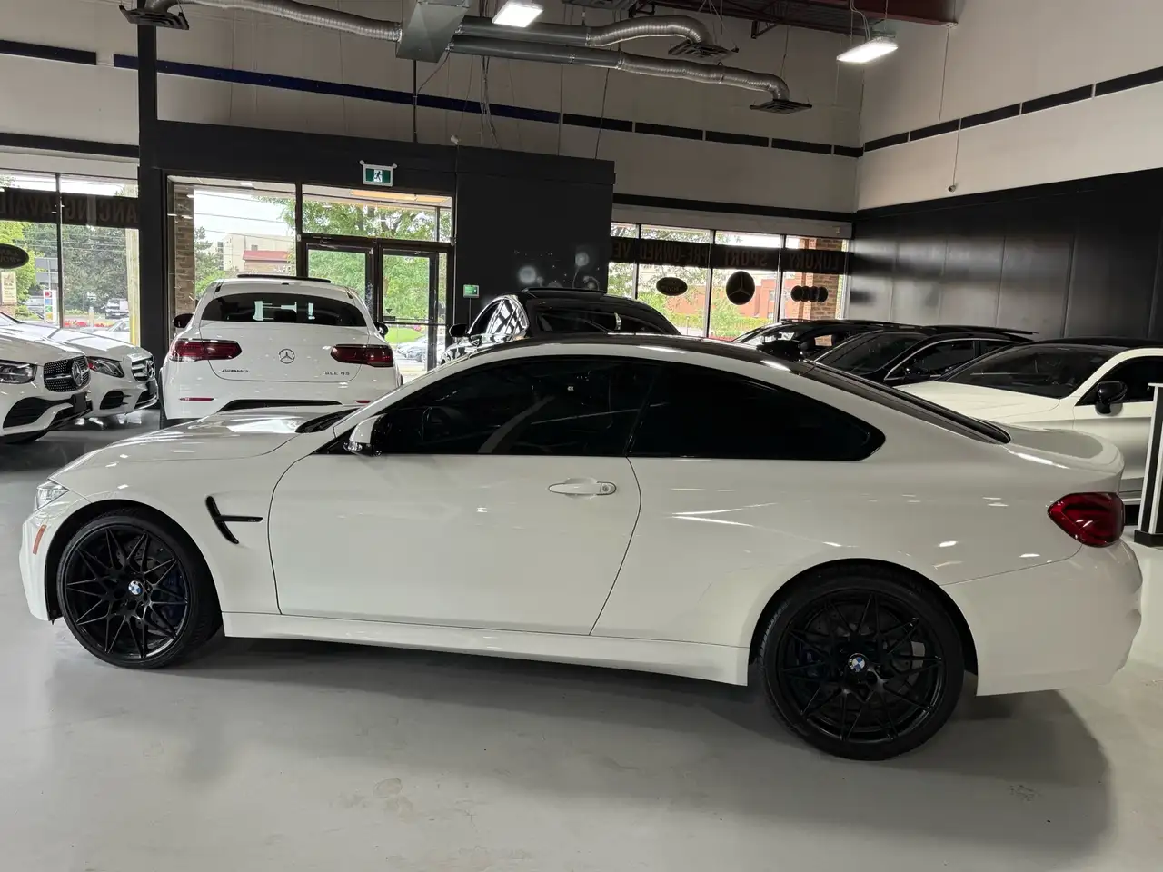 BMW M4 снимка BMW M4