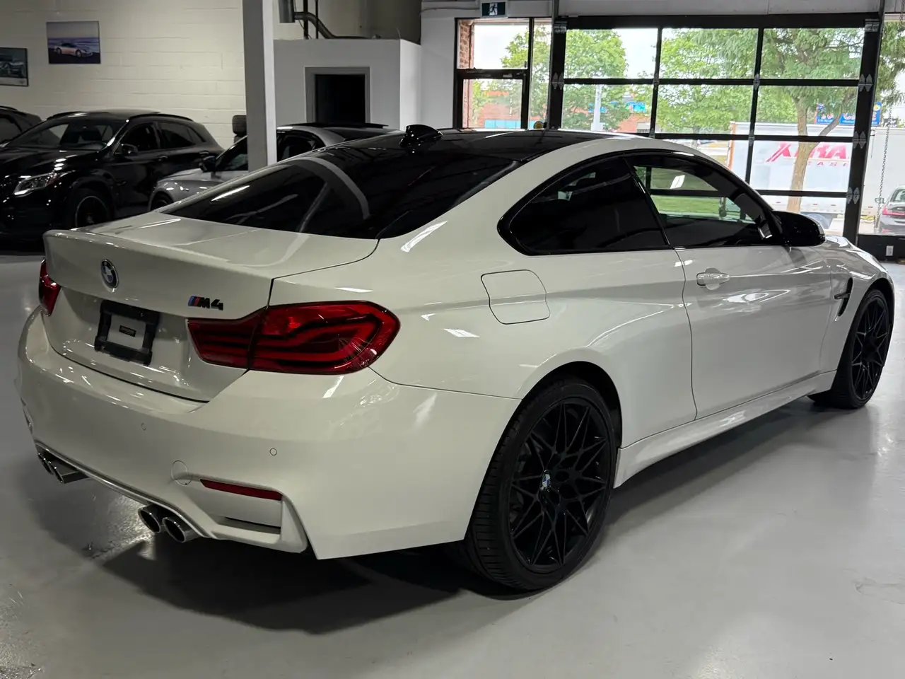 BMW M4 снимка BMW M4