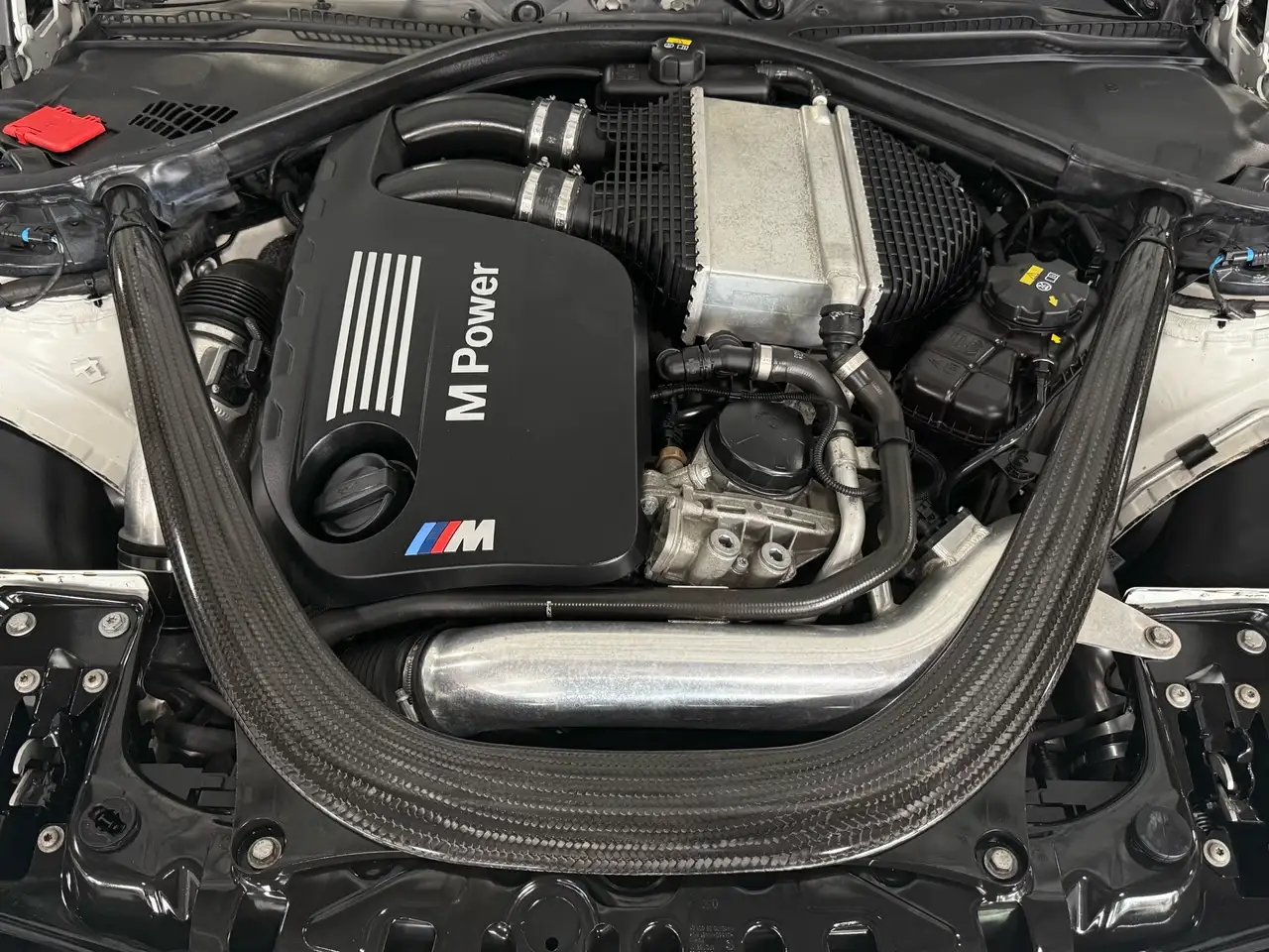 BMW M4 снимка BMW M4