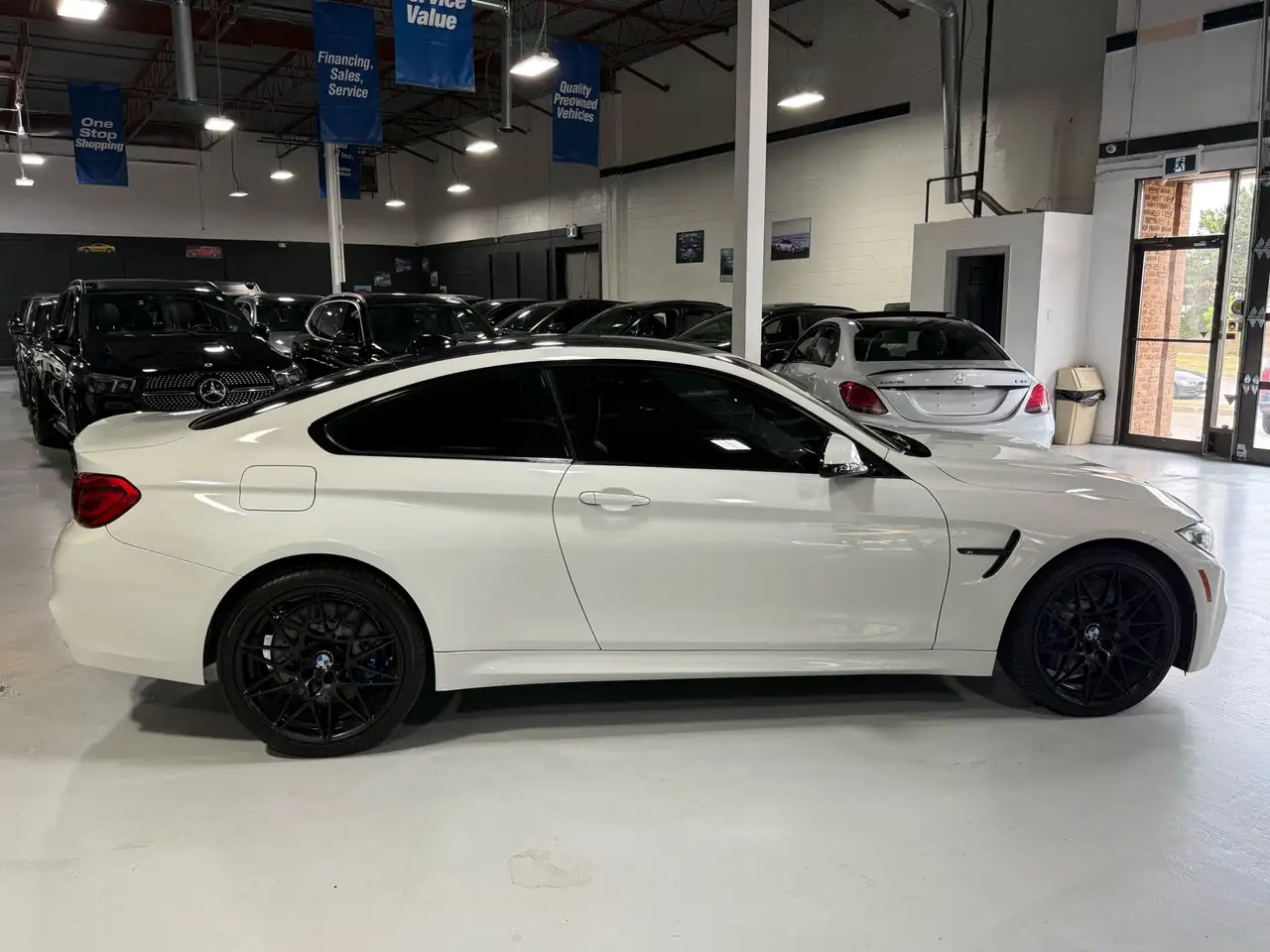 BMW M4 снимка BMW M4