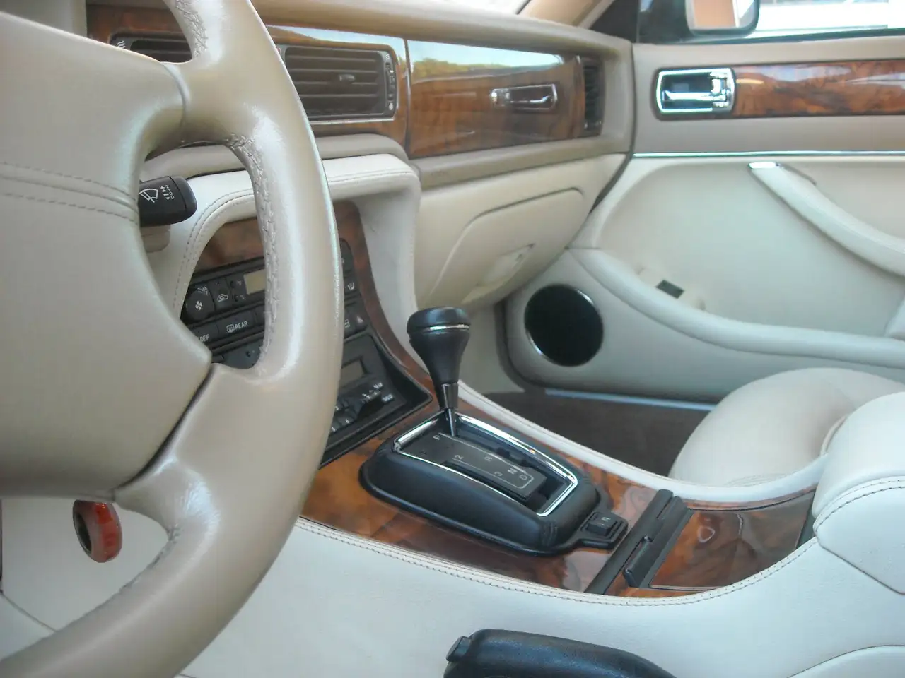 Jaguar XJ6 1986 4.0 cat., foto 4