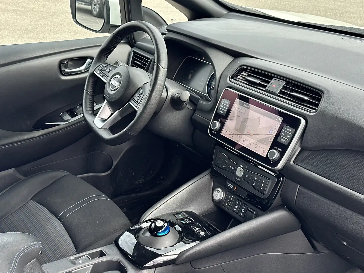 Nissan Leaf снимка Nissan Leaf
