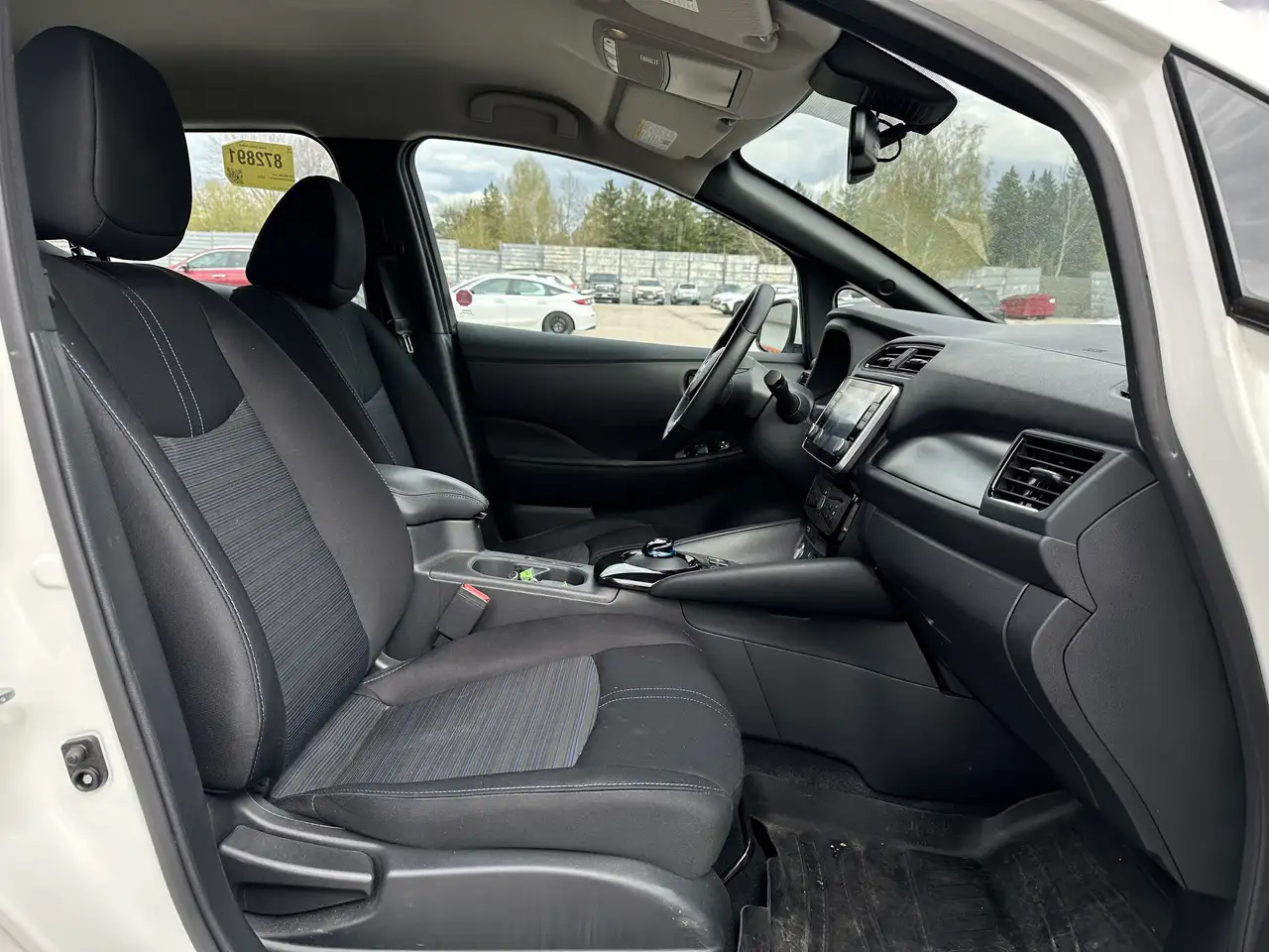 Nissan Leaf снимка Nissan Leaf