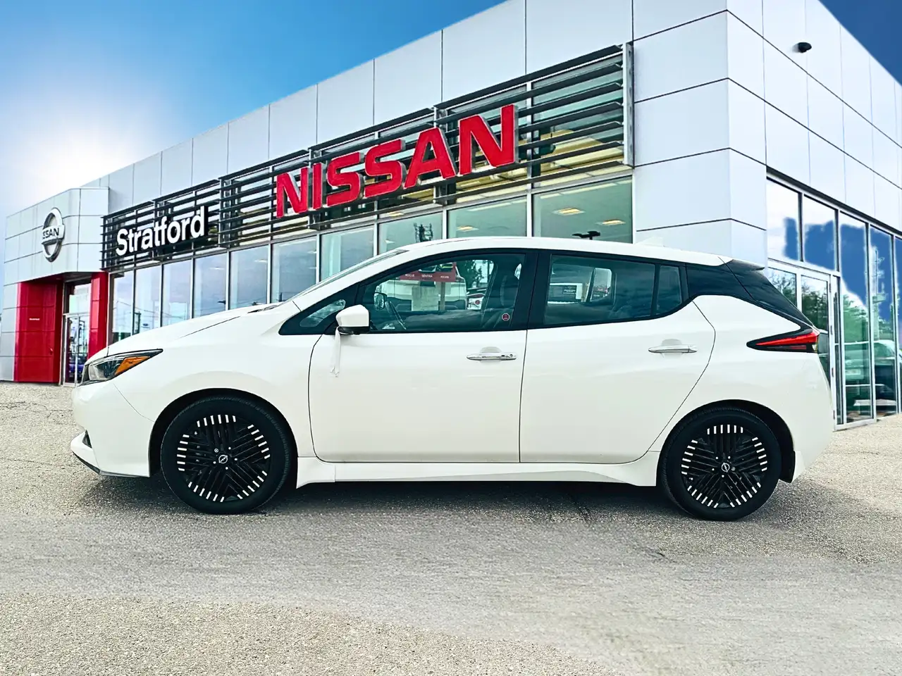 Nissan Leaf снимка Nissan Leaf