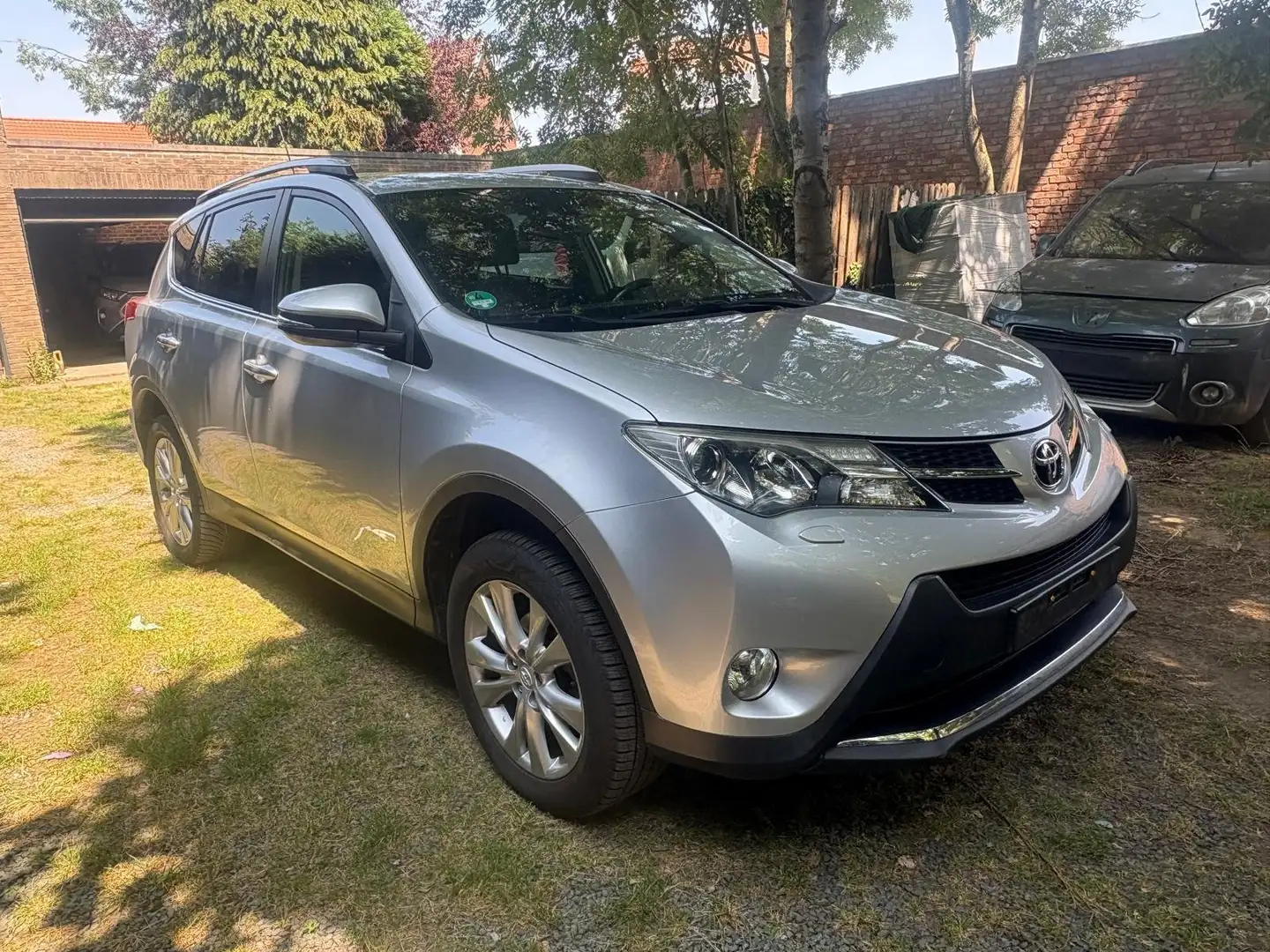 Toyota RAV 4 RAV4 2.0i 4x4 Lounge Multidrive S Zilver - 1