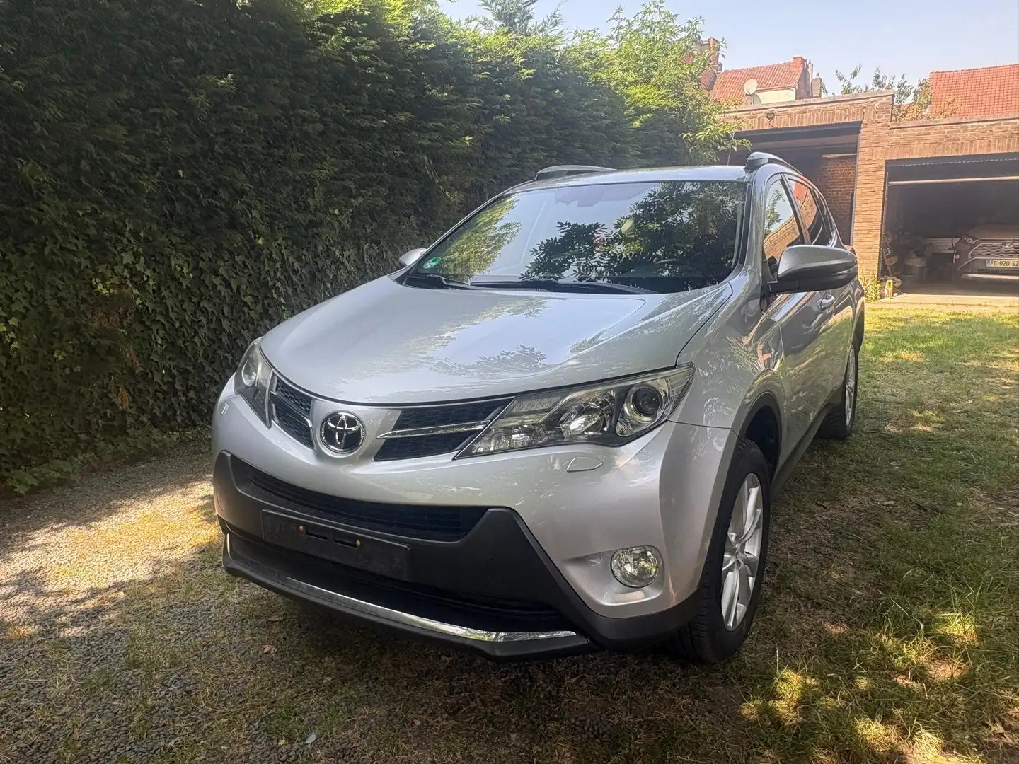 Toyota RAV 4 RAV4 2.0i 4x4 Lounge Multidrive S Zilver - 2