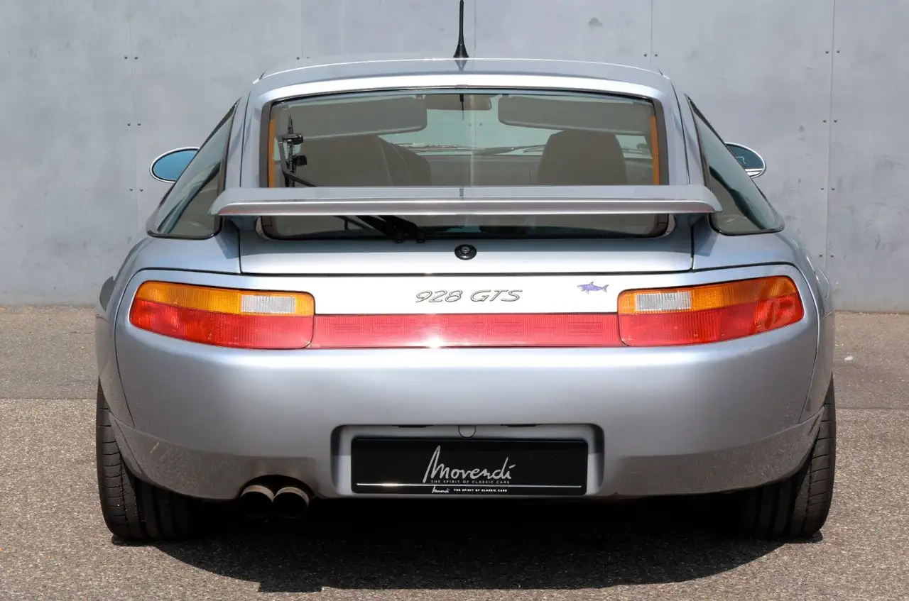 Porsche 928 GTS, geringe Laufleistung, foto 7