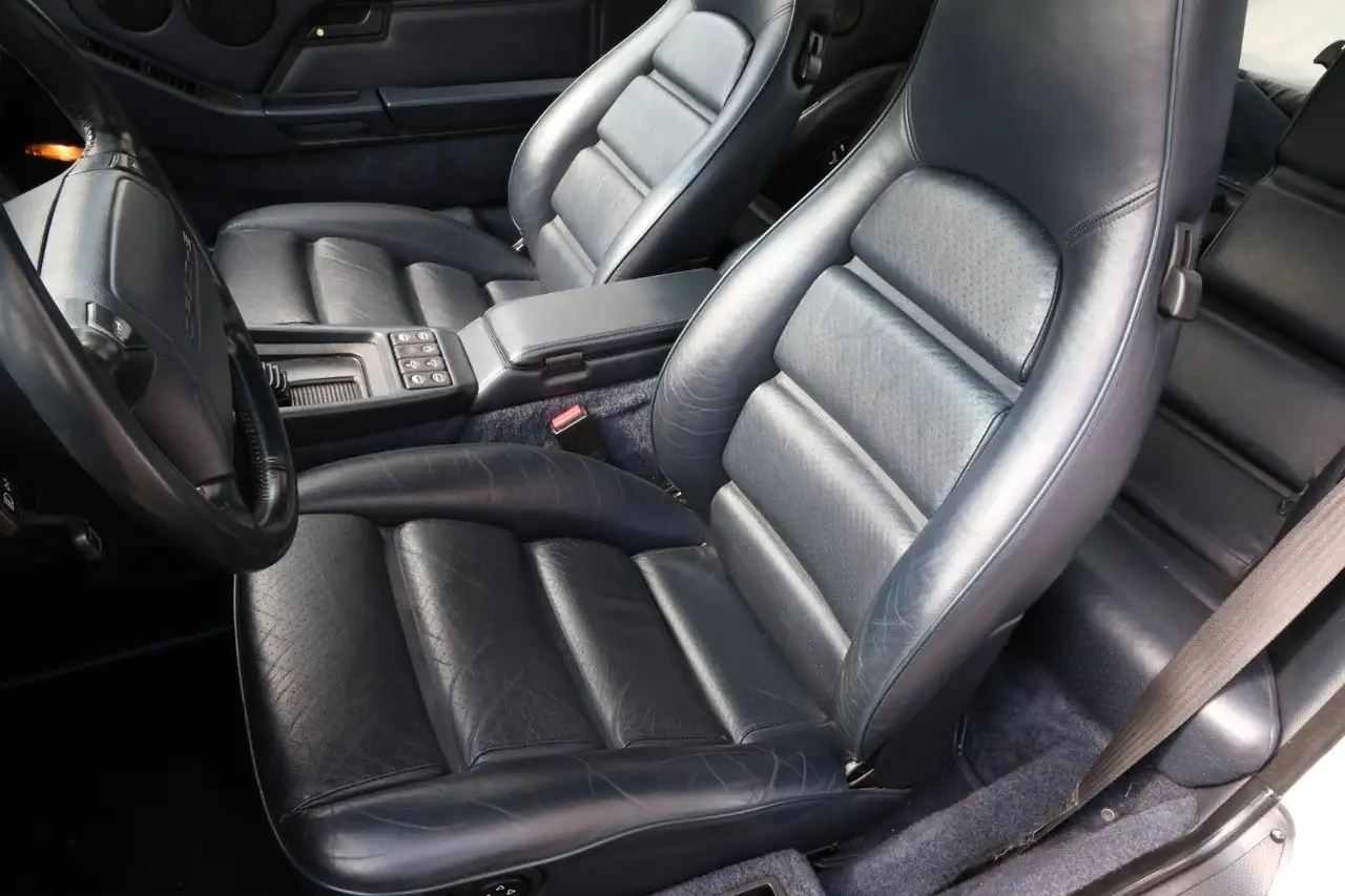 Porsche 928 GTS, geringe Laufleistung, foto 3