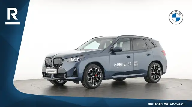 BMW X3 view 3
