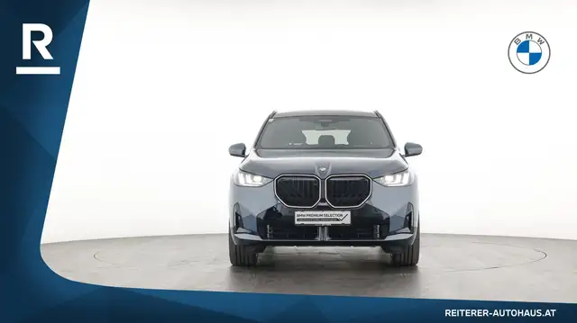 BMW X3 view 2