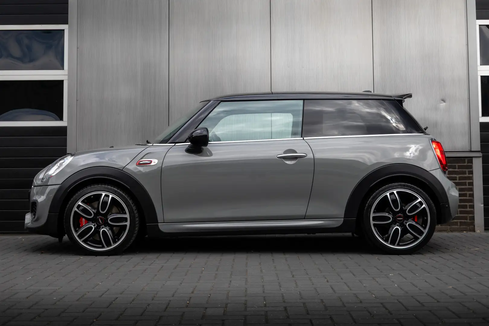 MINI John Cooper Works 2.0 232 pk Chili / Head-Up/ Harman&Kardon/ Led-Kop Grijs - 2