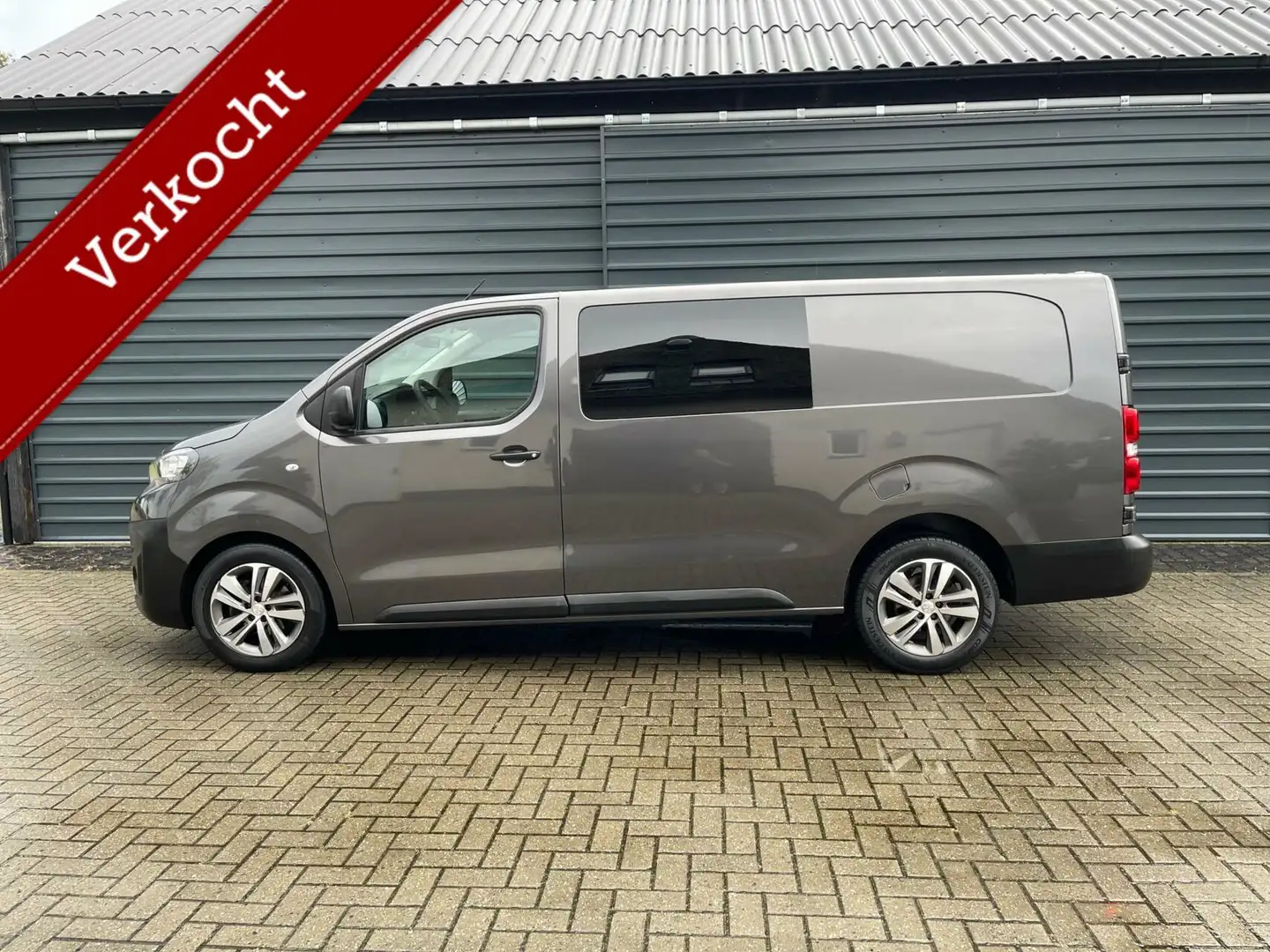 Peugeot Expert 2.0 BlueHDI Premium Dub.Cab 6 Pers XL L3 Navi Grijs - 2