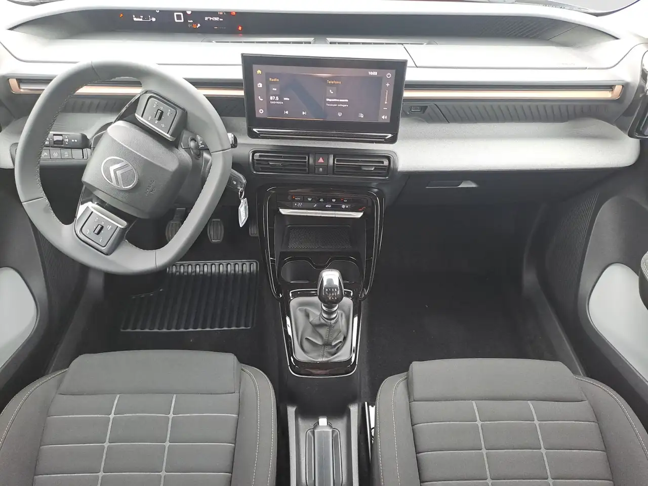 Citroen C3 Aircross PureTech Turbo 100 CV Plus, миниатюра 9