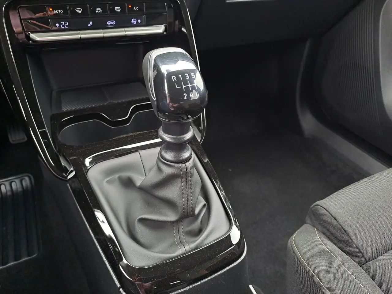 Citroen C3 Aircross PureTech Turbo 100 CV Plus, миниатюра 14