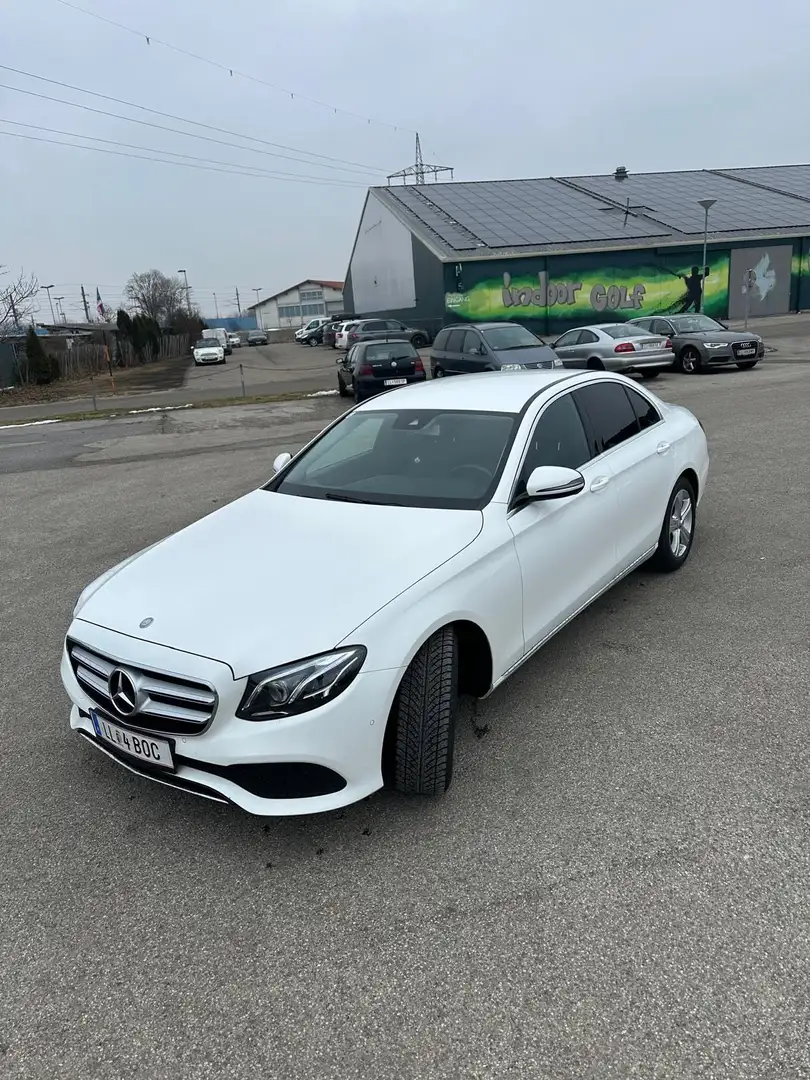 Mercedes-Benz E 220 d Avantgarde Aut. - 1