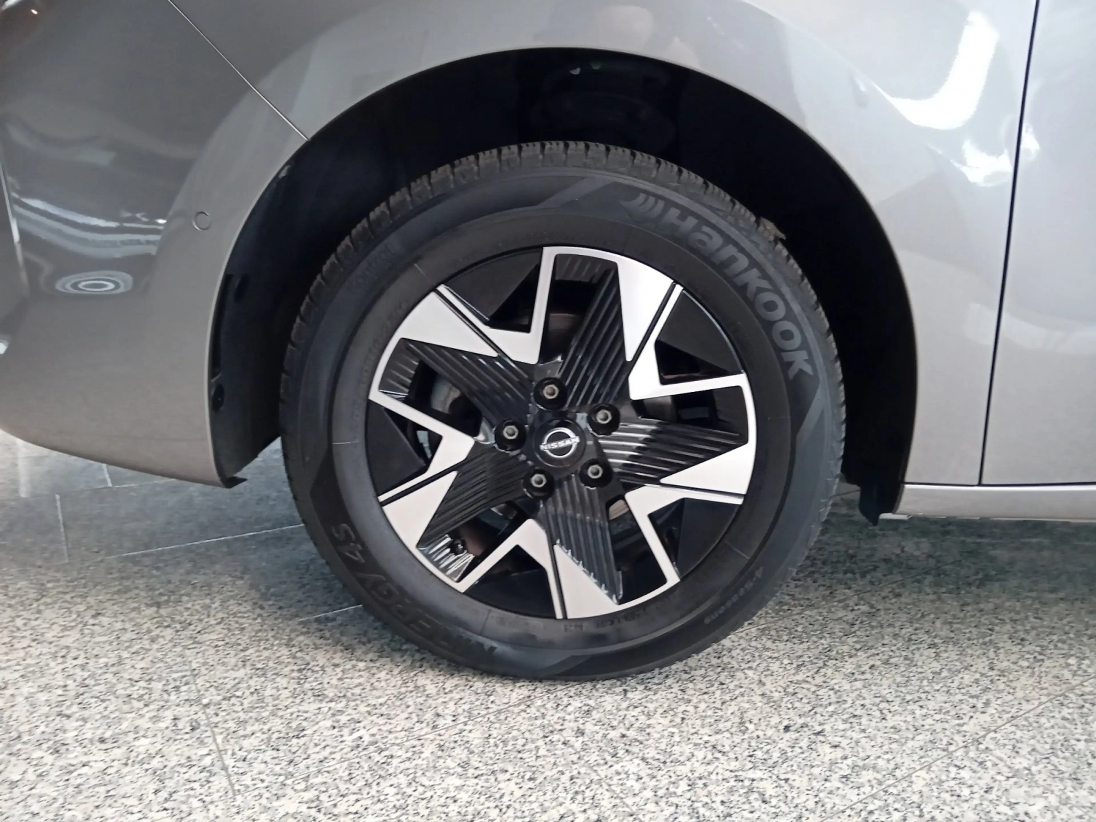 Nissan Townstar Kombi DIG-T 130 L1 Tekna Navi+SHZ+360 — photo 11