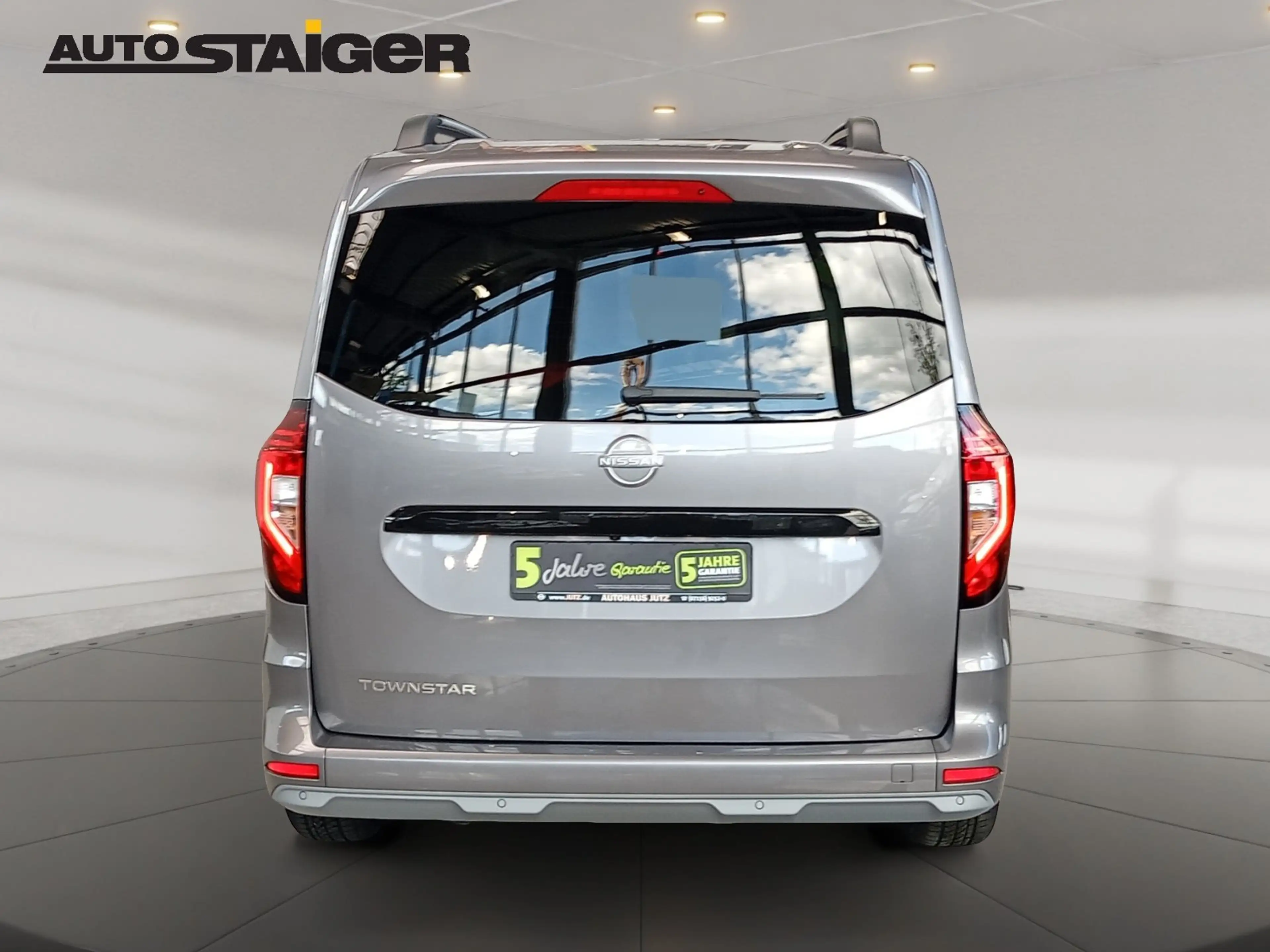 Nissan Townstar Kombi DIG-T 130 L1 Tekna Navi+SHZ+360 — photo 8