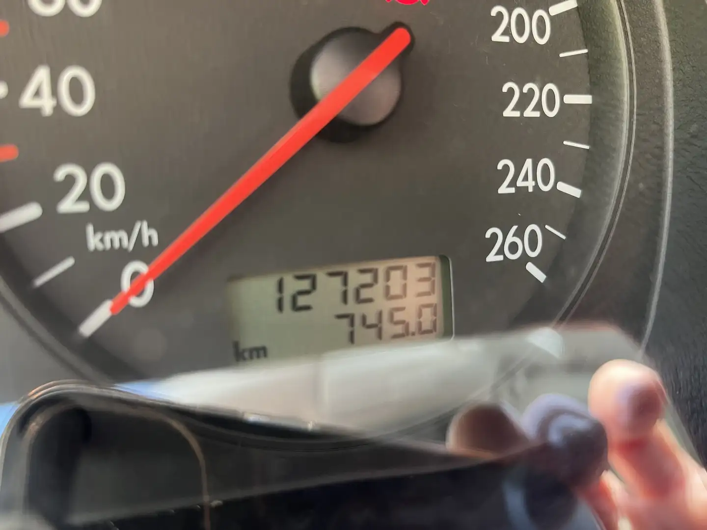 Volkswagen Golf 5p 1.6 Highline 105cv - 1