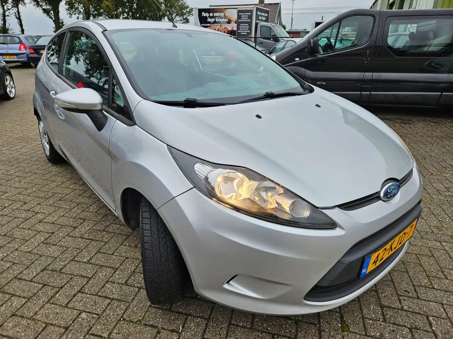 Ford Fiesta 1.25 Titanium LPG 2009. Airco/Trekhaak/CV etc.. AP Grijs - 2