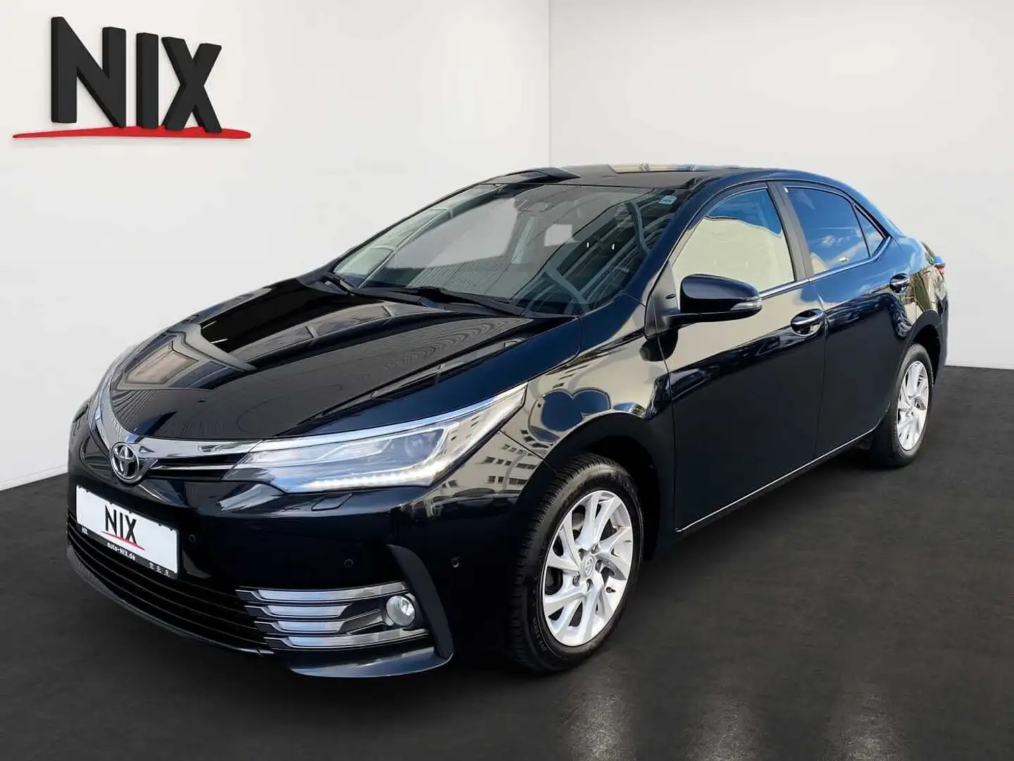 Toyota Corolla 1.6 Valvematic Executive KAMERA NAVI Schwarz - 1