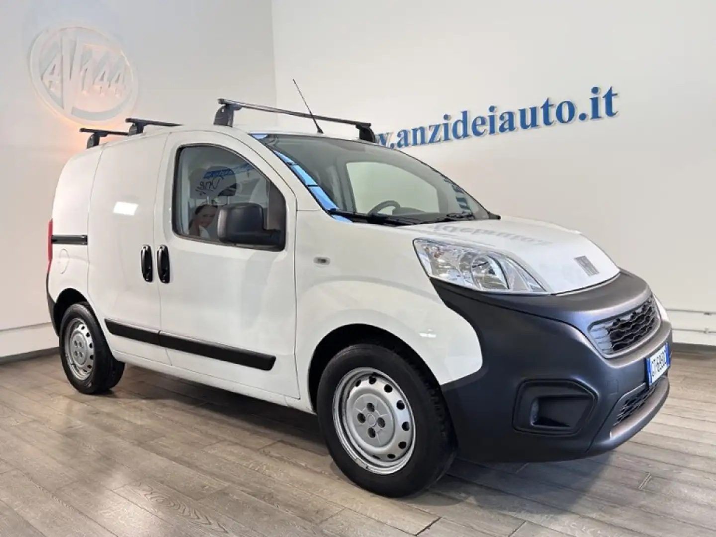 Fiat Fiorino 1.3 MJT 95CV Cargo SX Білий - 1