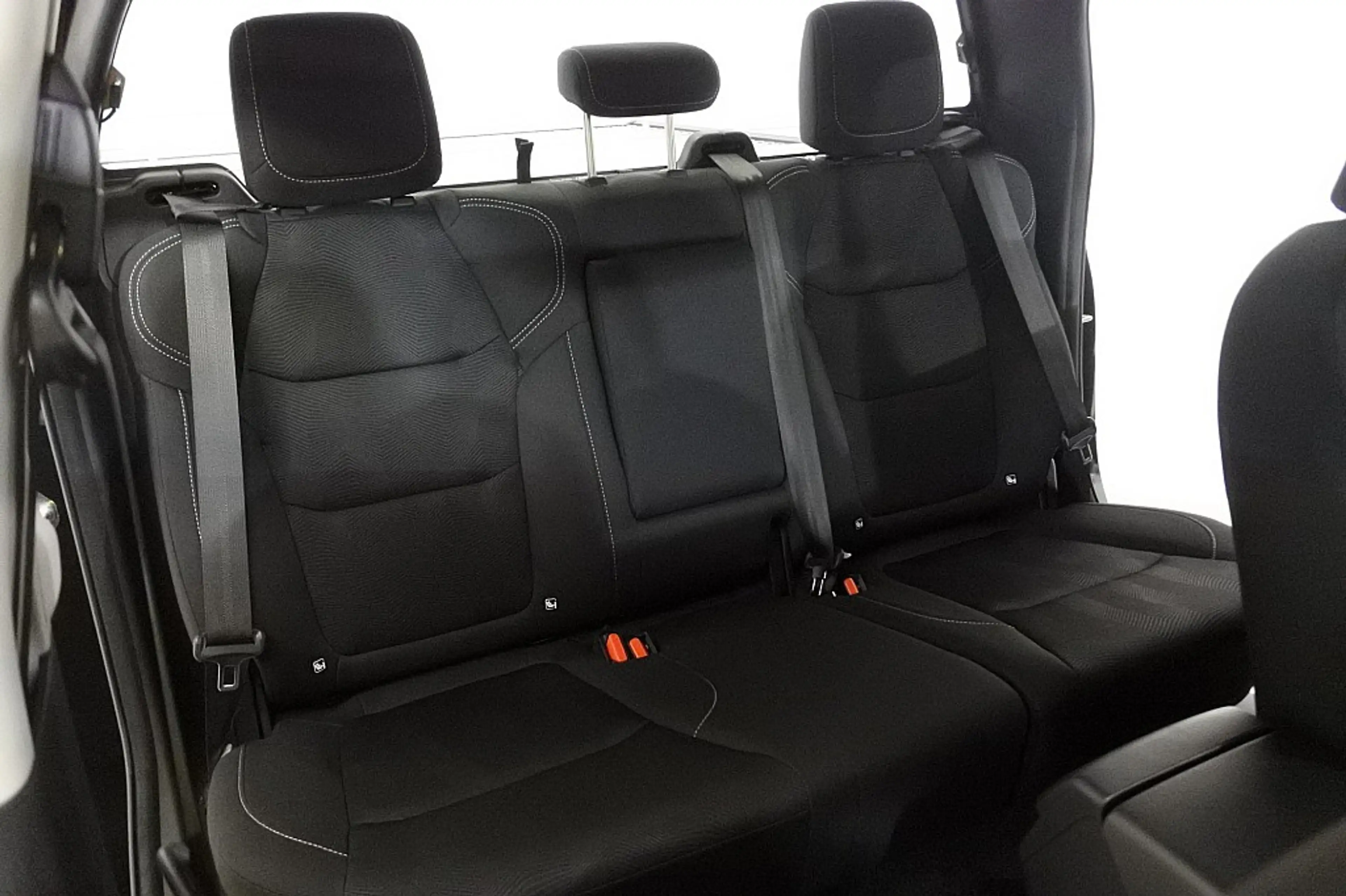Isuzu D-Max D-MAX Double Cab 4x4 LS A/T — photo 7