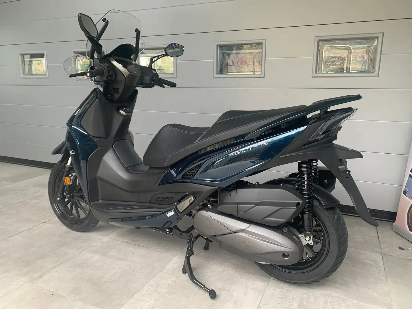 Kymco Agility 300 Agility 350  R16  28cv Blau - 2