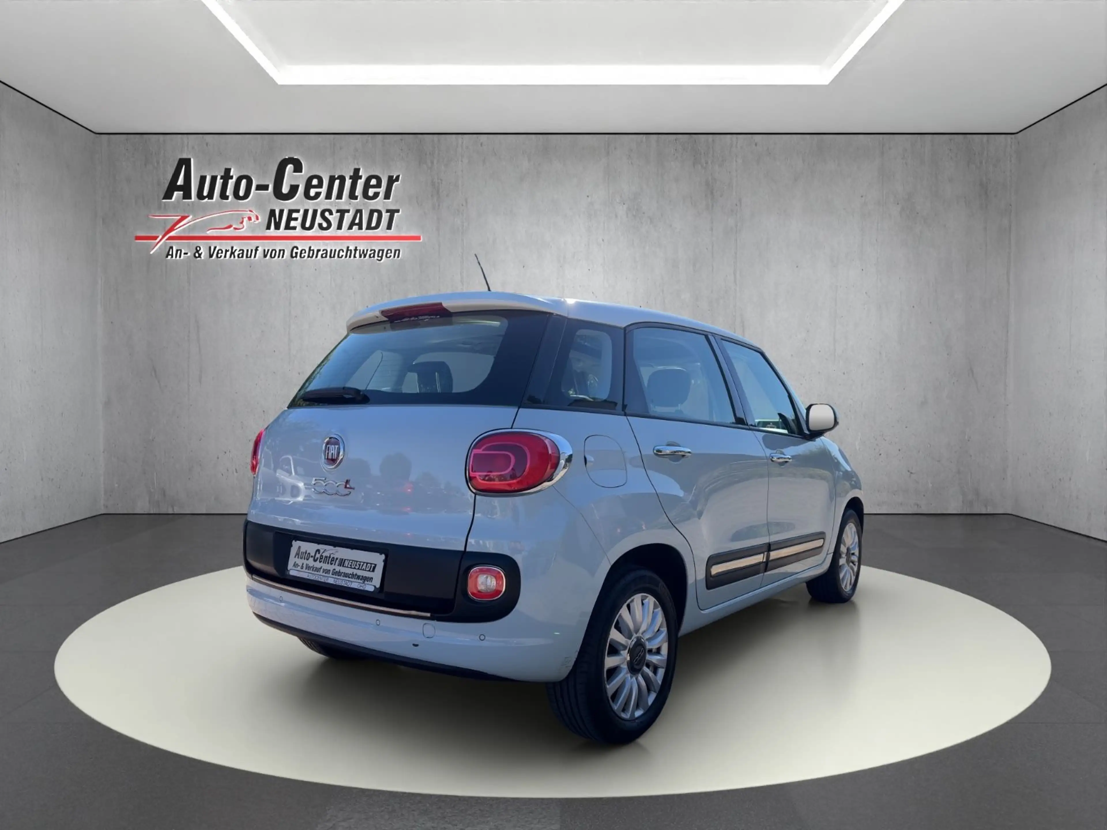 Fiat 500L Lounge KLIMAA/PDC/PANO/TEMPO/BLU — photo 6