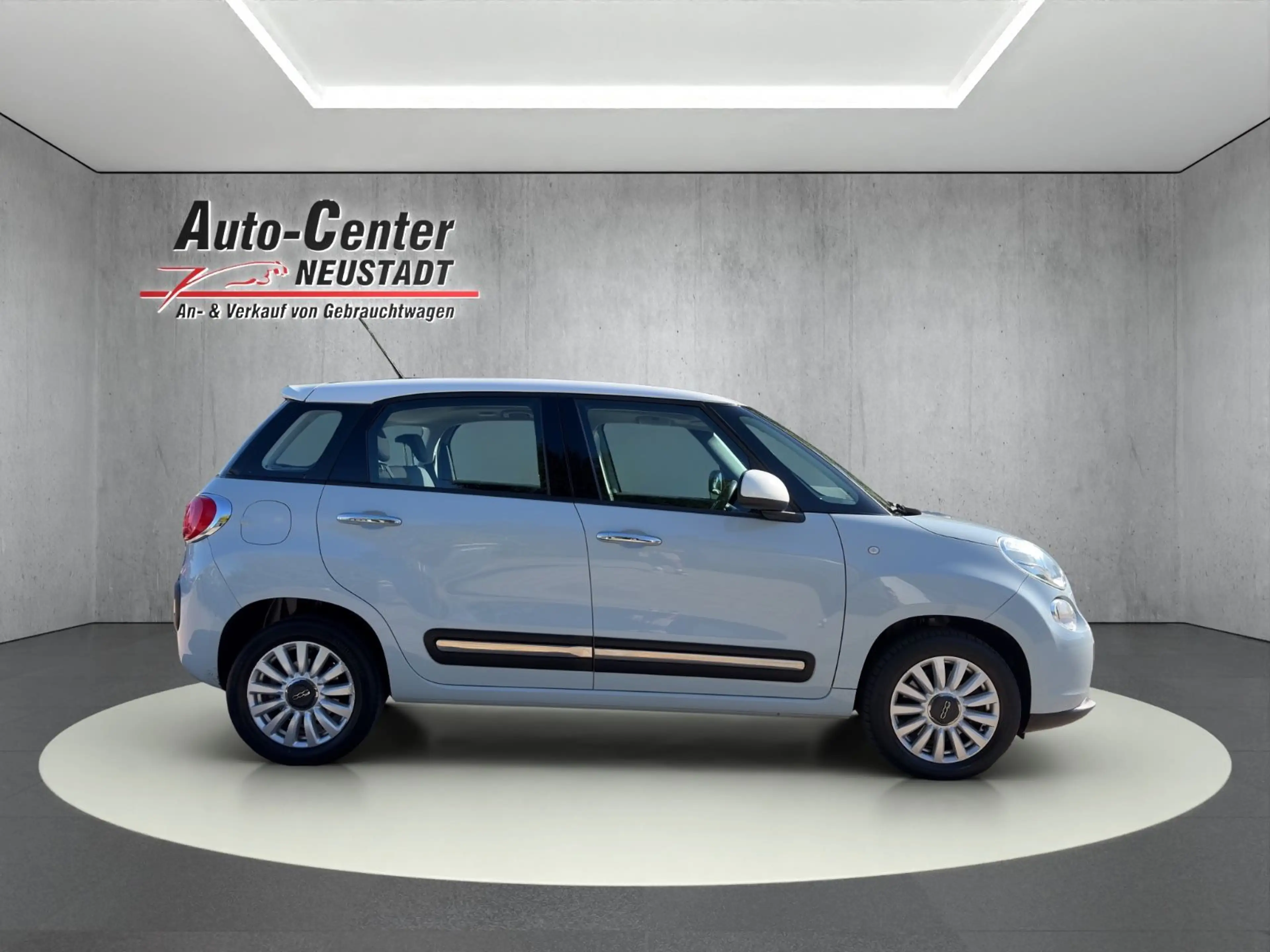 Fiat 500L Lounge KLIMAA/PDC/PANO/TEMPO/BLU — photo 7