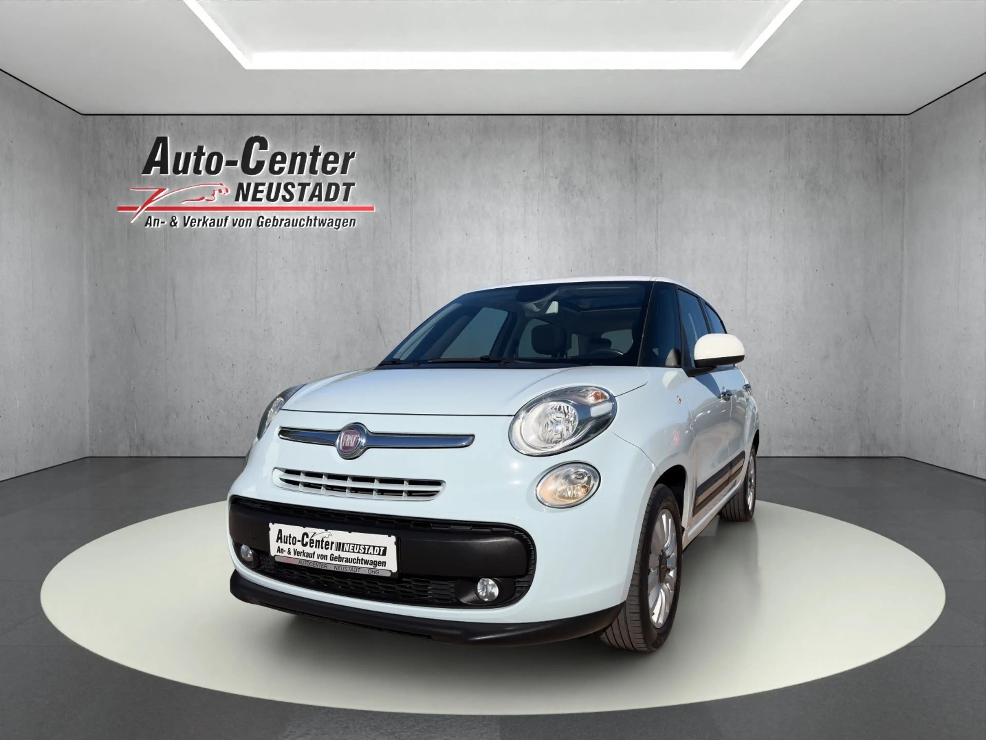 Fiat 500L Lounge KLIMAA/PDC/PANO/TEMPO/BLU