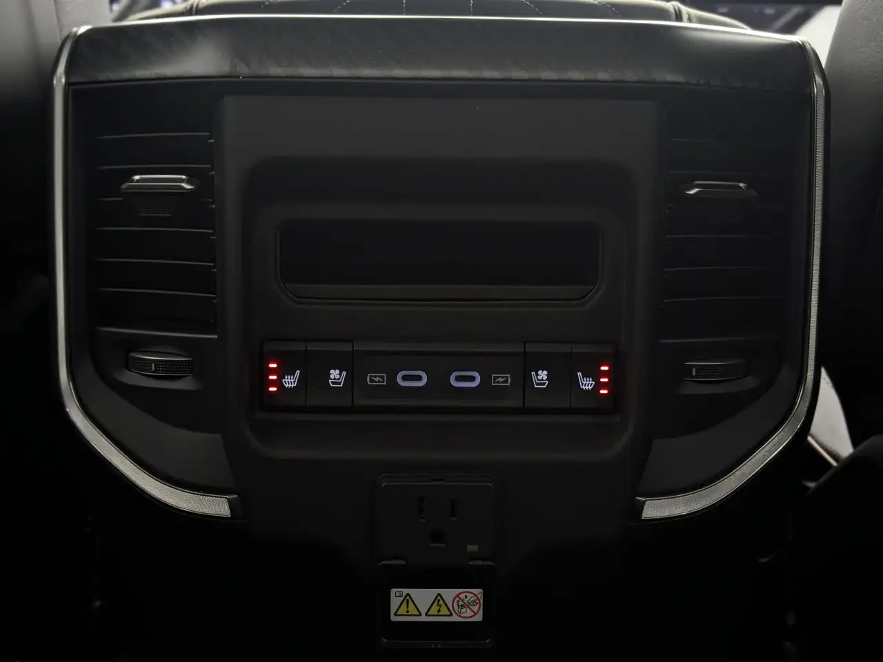 RAM 1500 photo RAM 1500