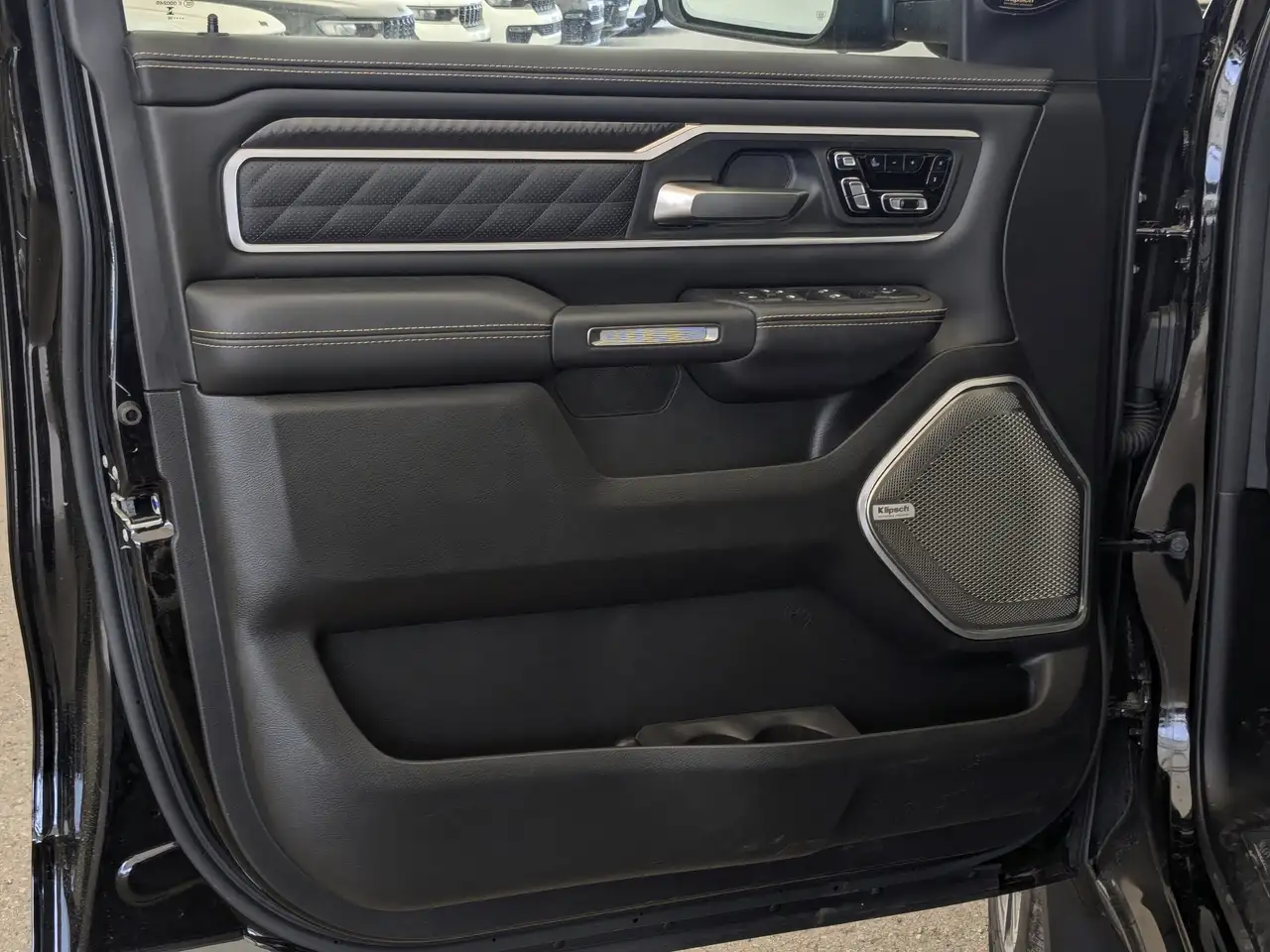 RAM 1500 photo RAM 1500