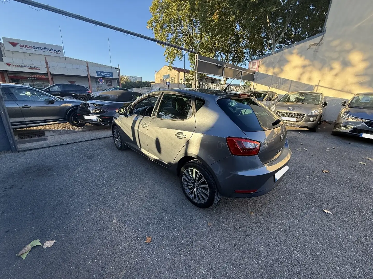 SEAT Ibiza 1.2 TSI 90 ch Connect - 2