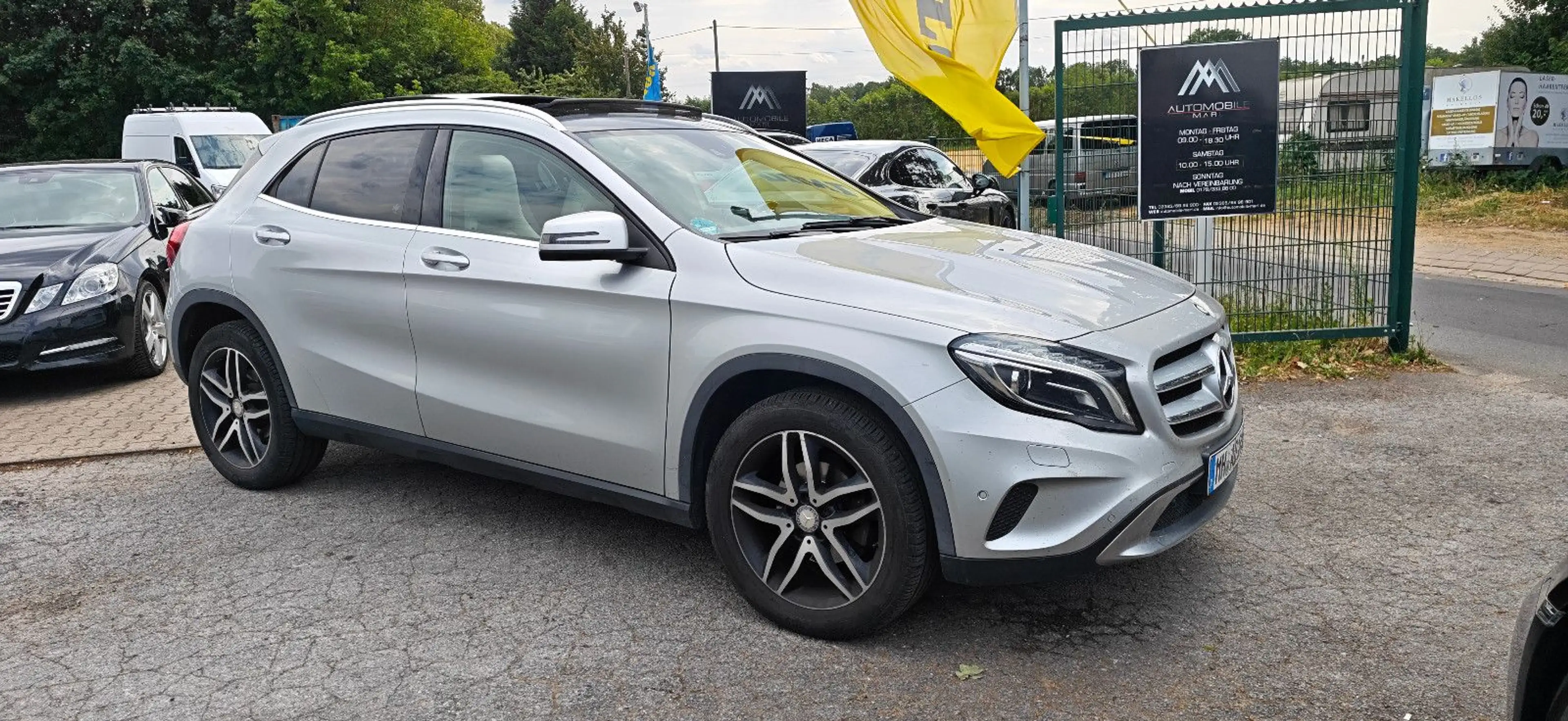 Mercedes-Benz GLA 220 d Panorama Navi SHZ LED SPUR — photo 2