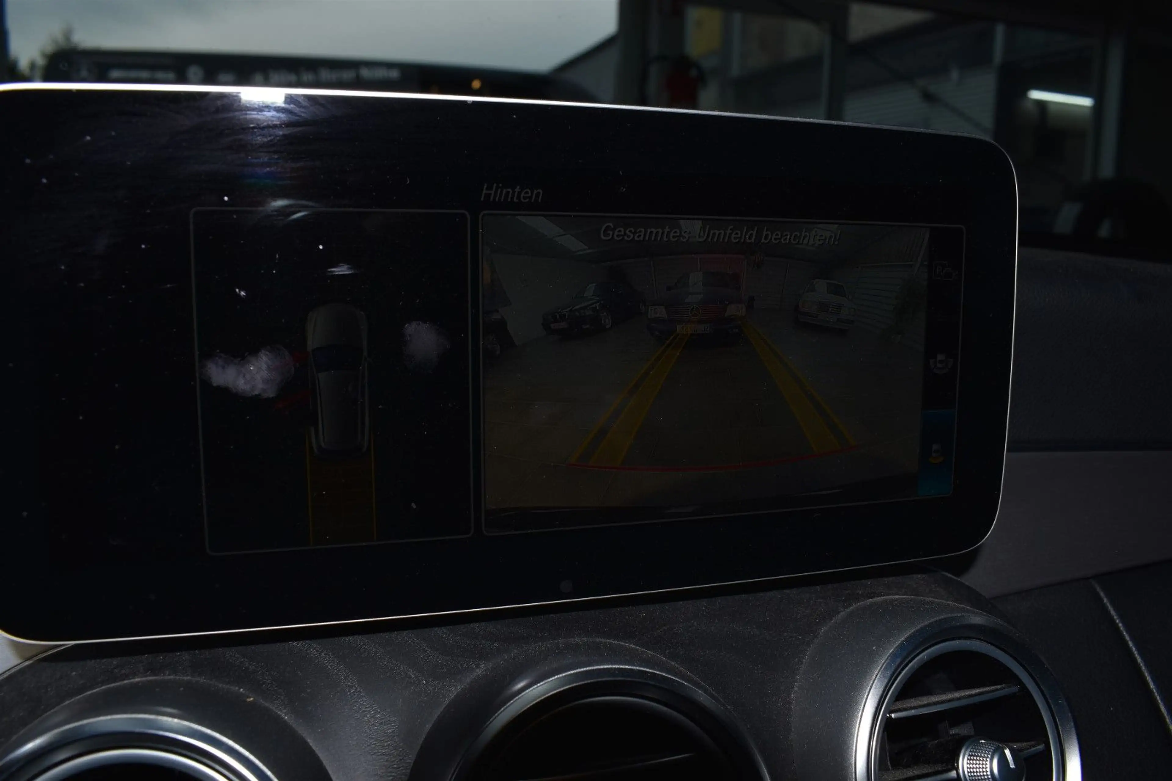 Mercedes-Benz C 220 d T AMG AUTOMATIK — photo 13