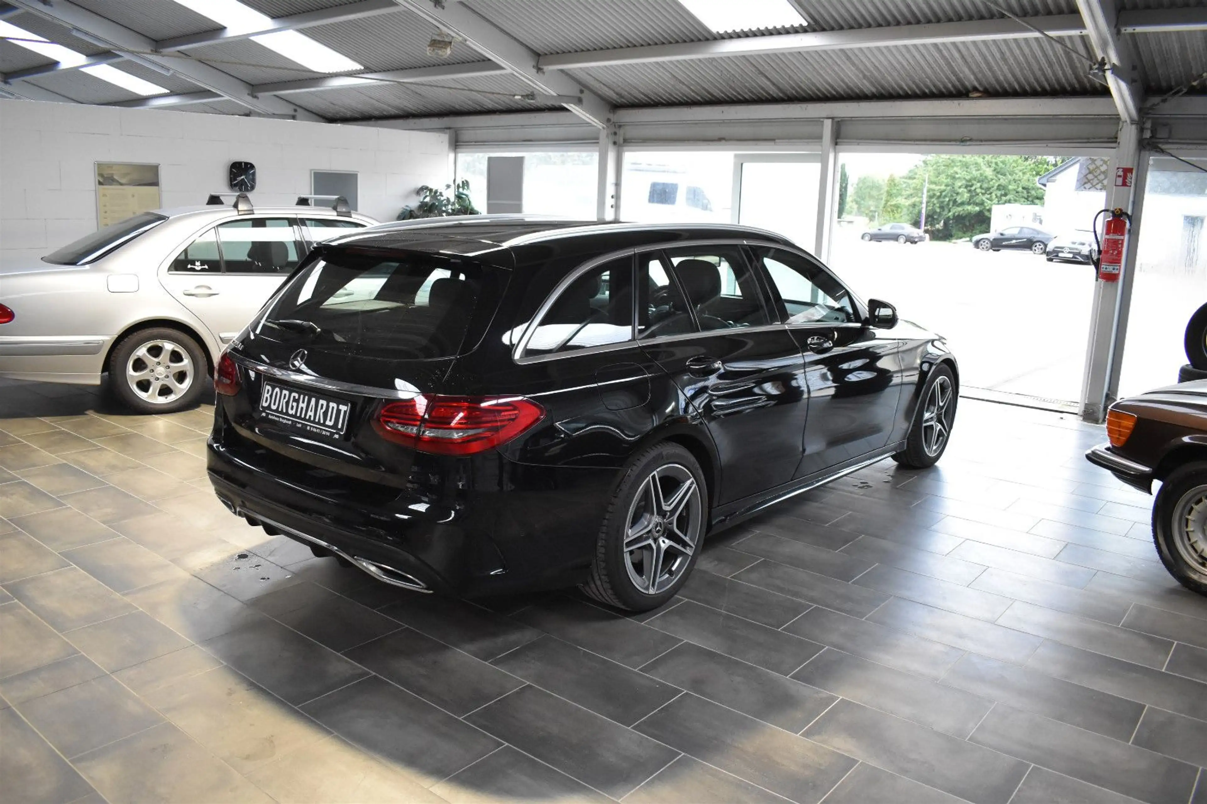 Mercedes-Benz C 220 d T AMG AUTOMATIK — photo 6