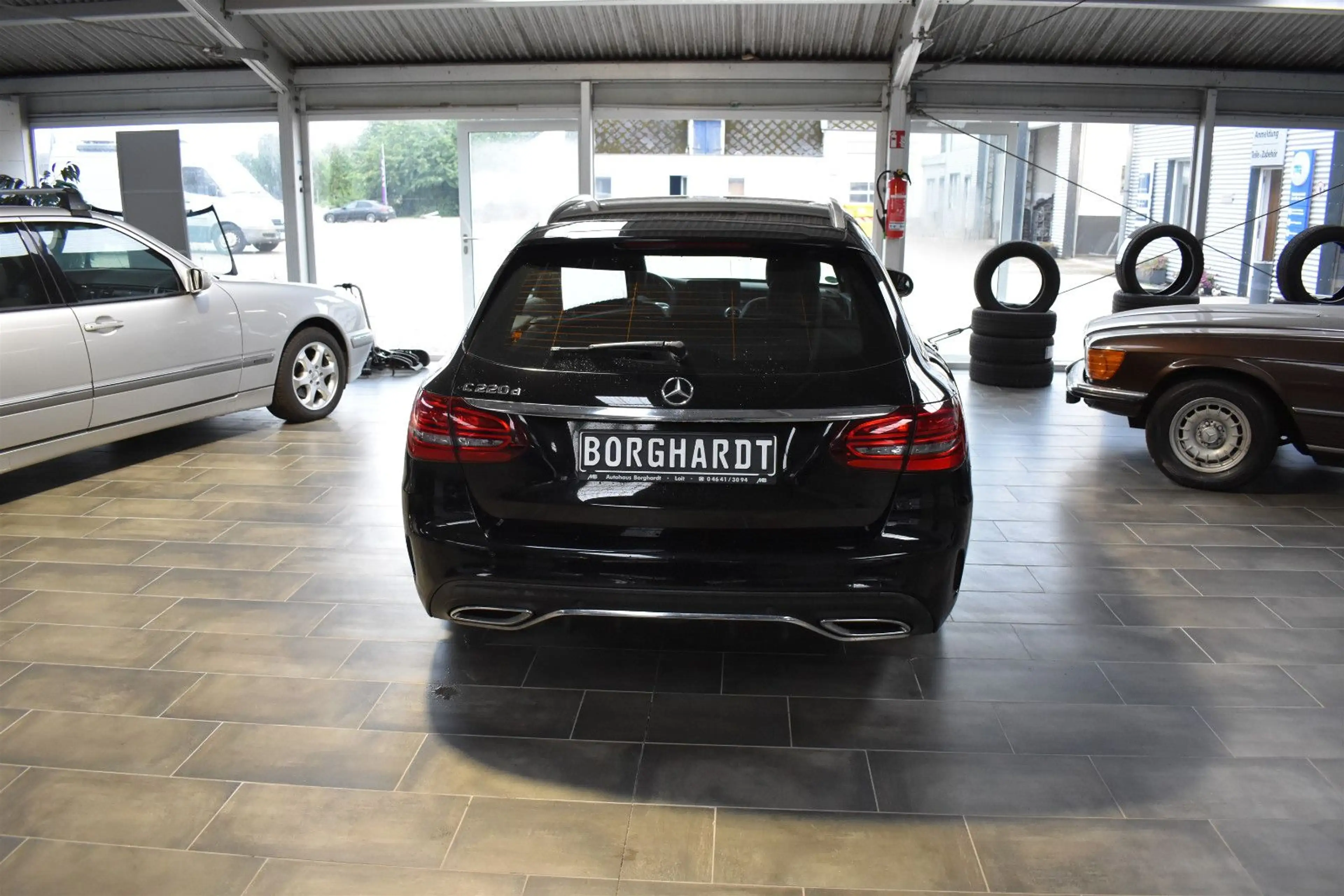 Mercedes-Benz C 220 d T AMG AUTOMATIK — photo 4