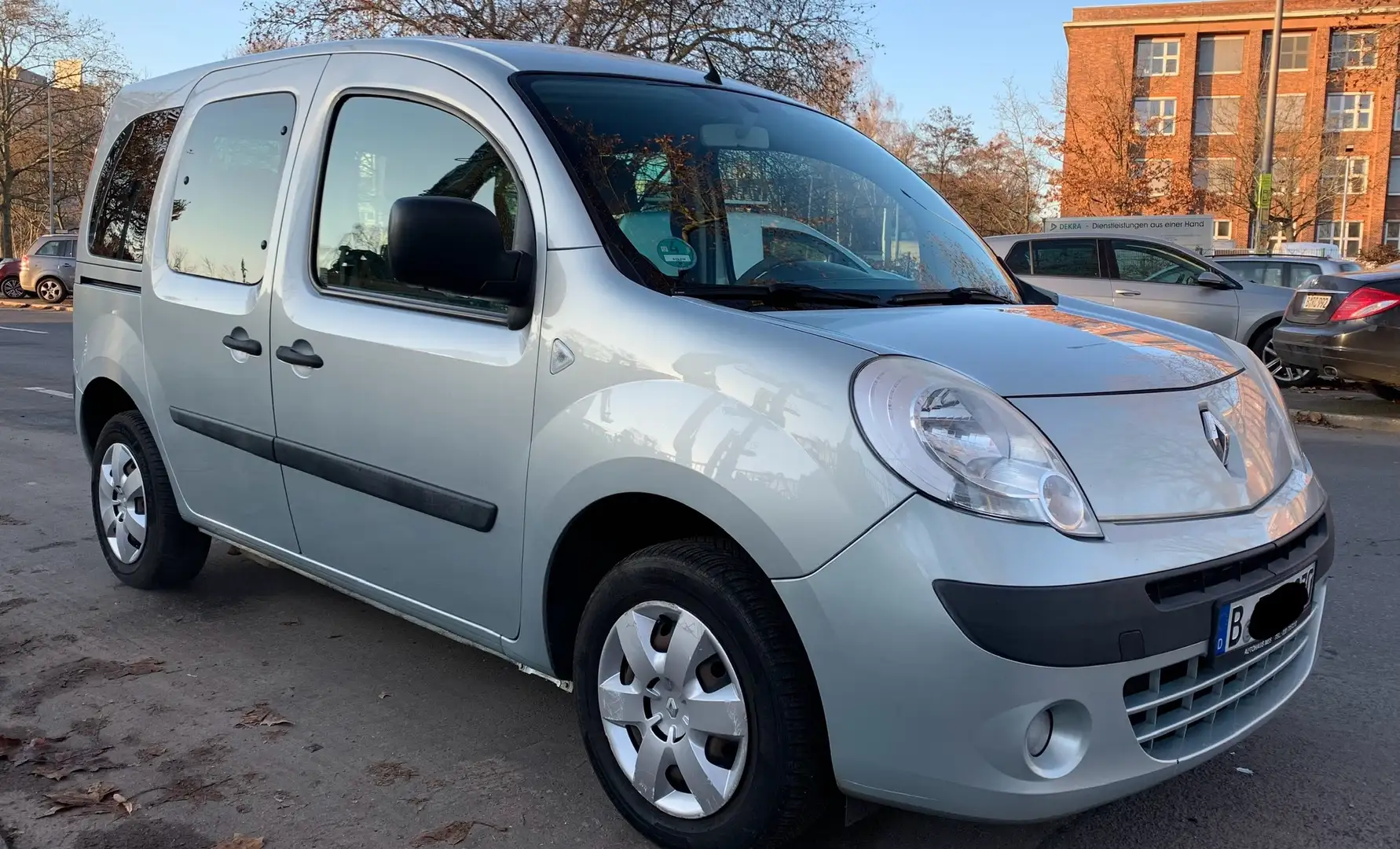 Renault Kangoo Expression Behindertengerecht Silber - 1
