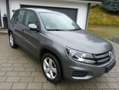 Volkswagen Tiguan Track & Field 4Motion 2.0 TDI [AHK] Gris - thumbnail 3
