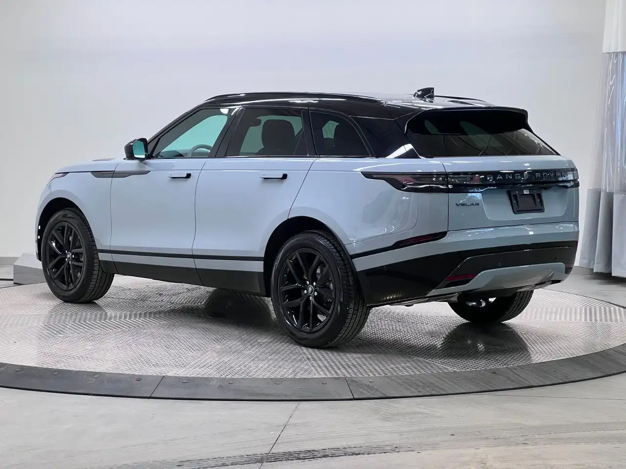 Land Rover Range Rover Velar снимка Land Rover Range Rover Velar